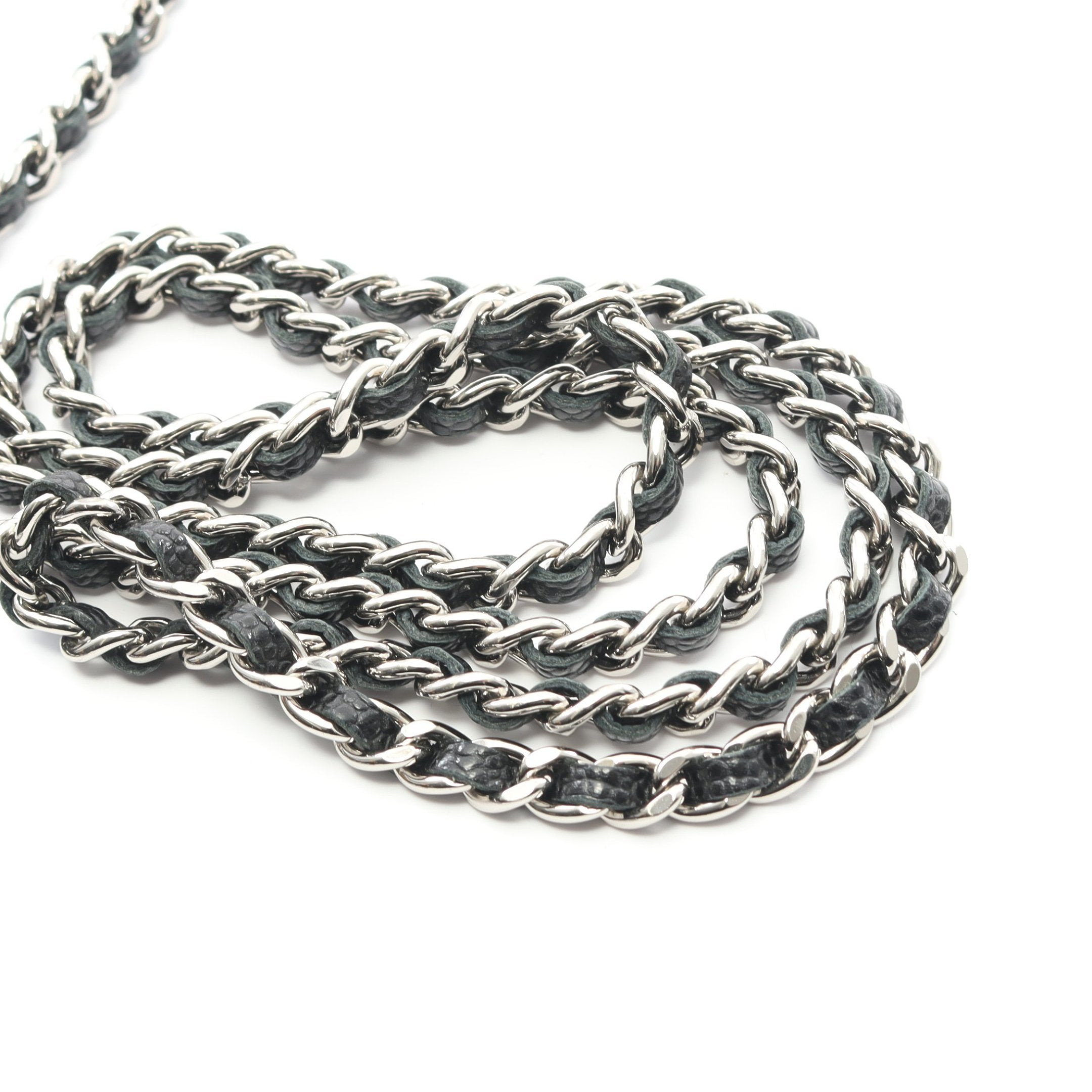 CHANEL シャネル　チェーンウォレットハーフムーンキャビアスキンショルダー 楽天市場】【バッグ】CHANEL シャネル ハーフムーン キャビアスキン