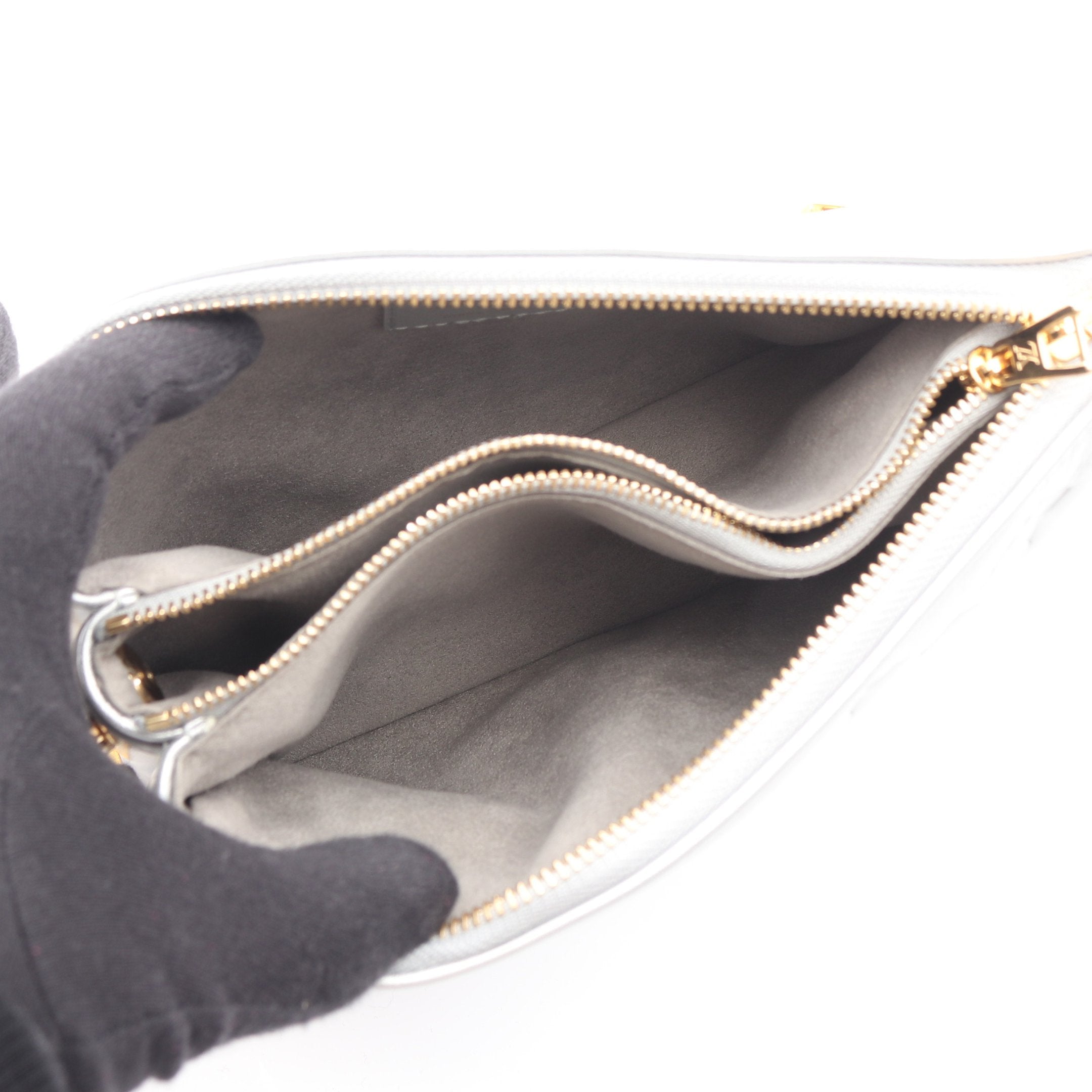 クッサンBB モノグラムエンボス チェーンショルダーバッグ レザー