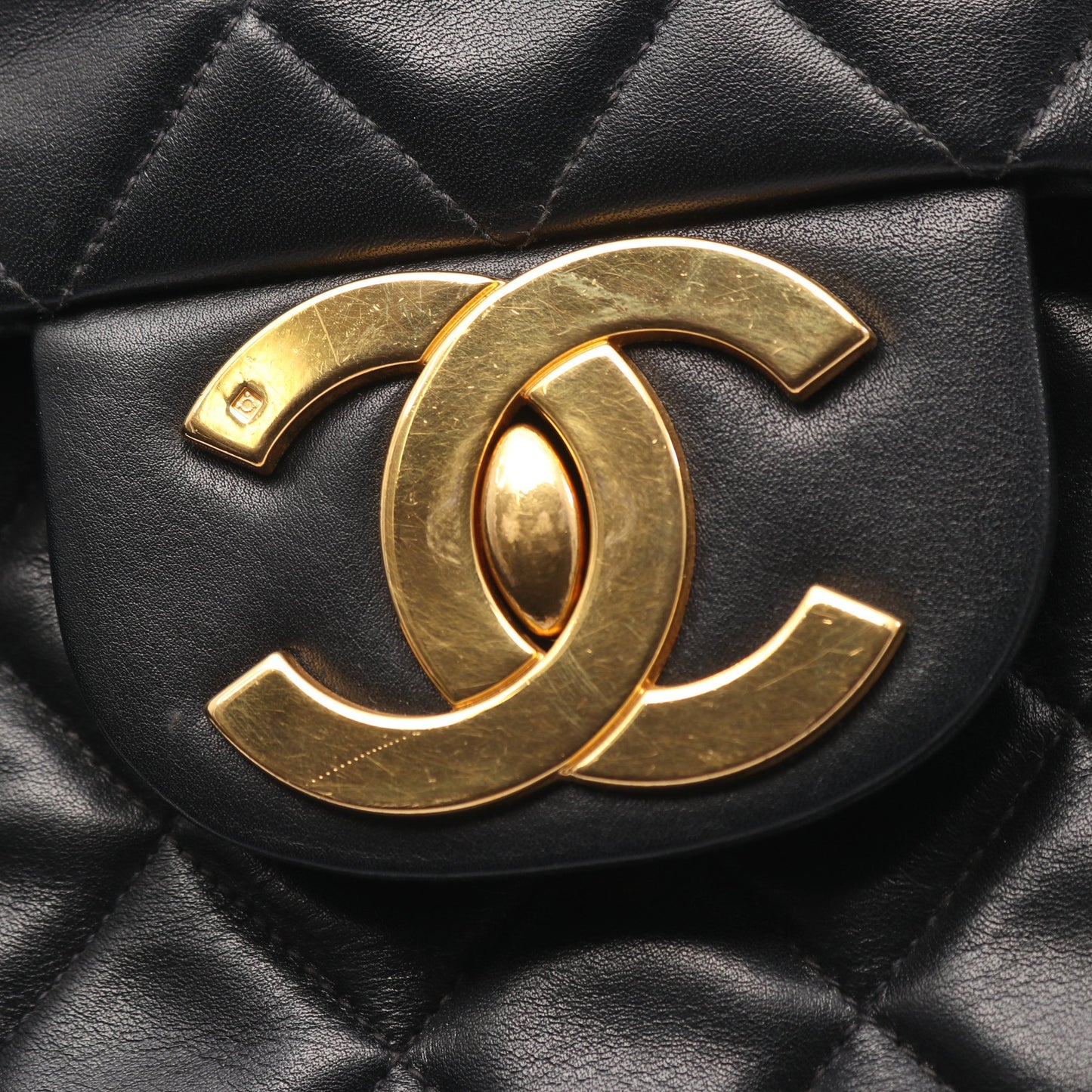 デカマトラッセ34 Wチェーンショルダーバッグ ラムスキン ブラック ゴールド金具 シャネル バッグ CHANEL