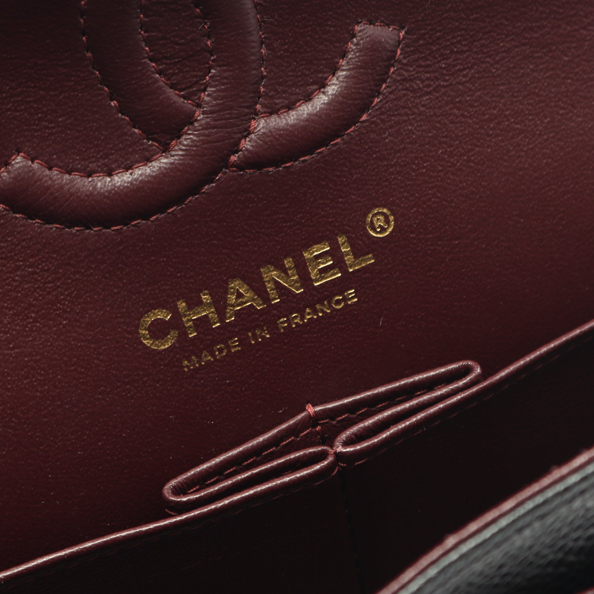 マトラッセ Wフラップ Wチェーンショルダーバッグ キャビアスキン ブラック ゴールド金具 シャネル バッグ CHANEL