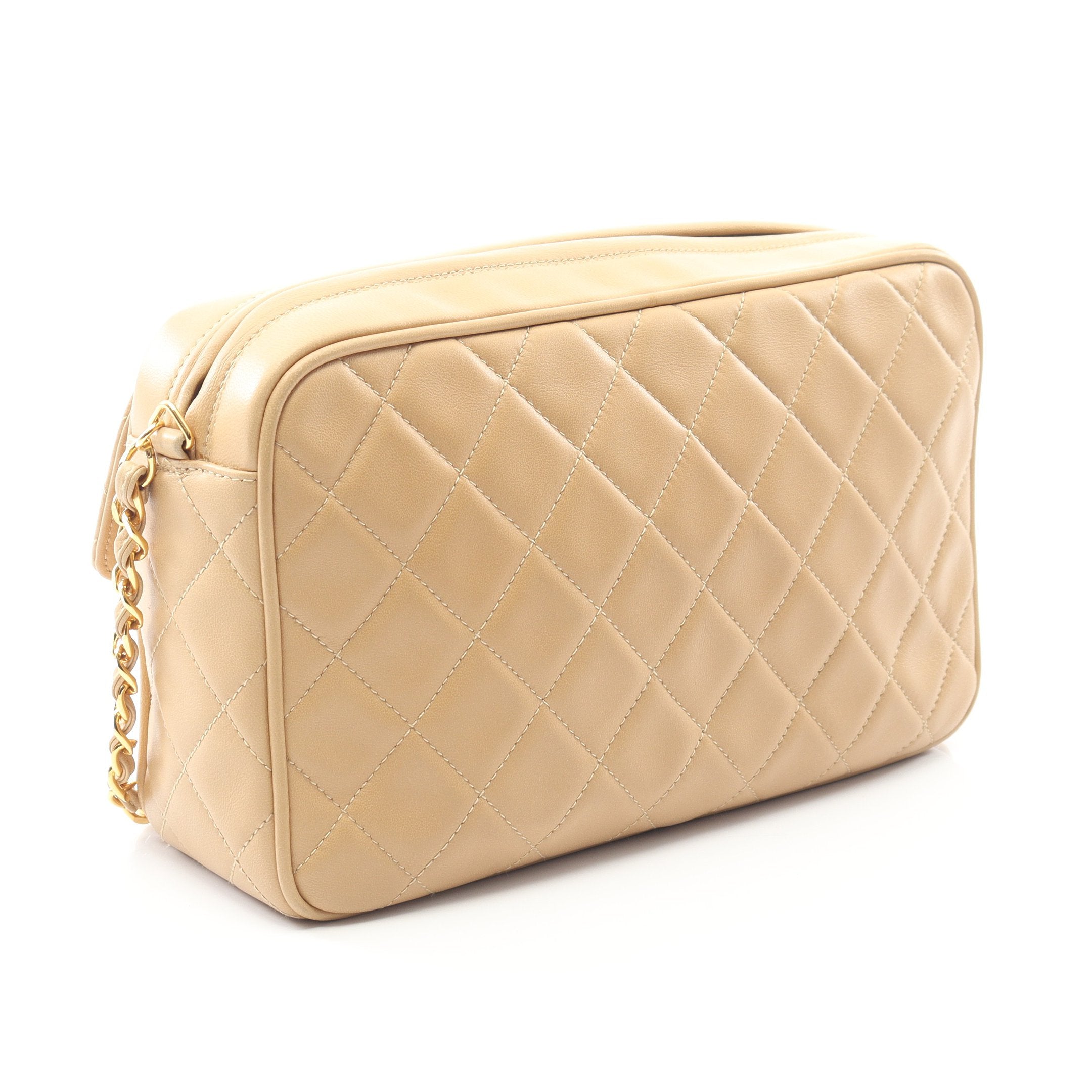 マトラッセ チェーンショルダーバッグ ラムスキン ベージュ ゴールド