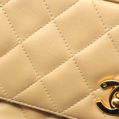 マトラッセ チェーンショルダーバッグ ラムスキン ベージュ ゴールド金具 タッセル シャネル バッグ CHANEL