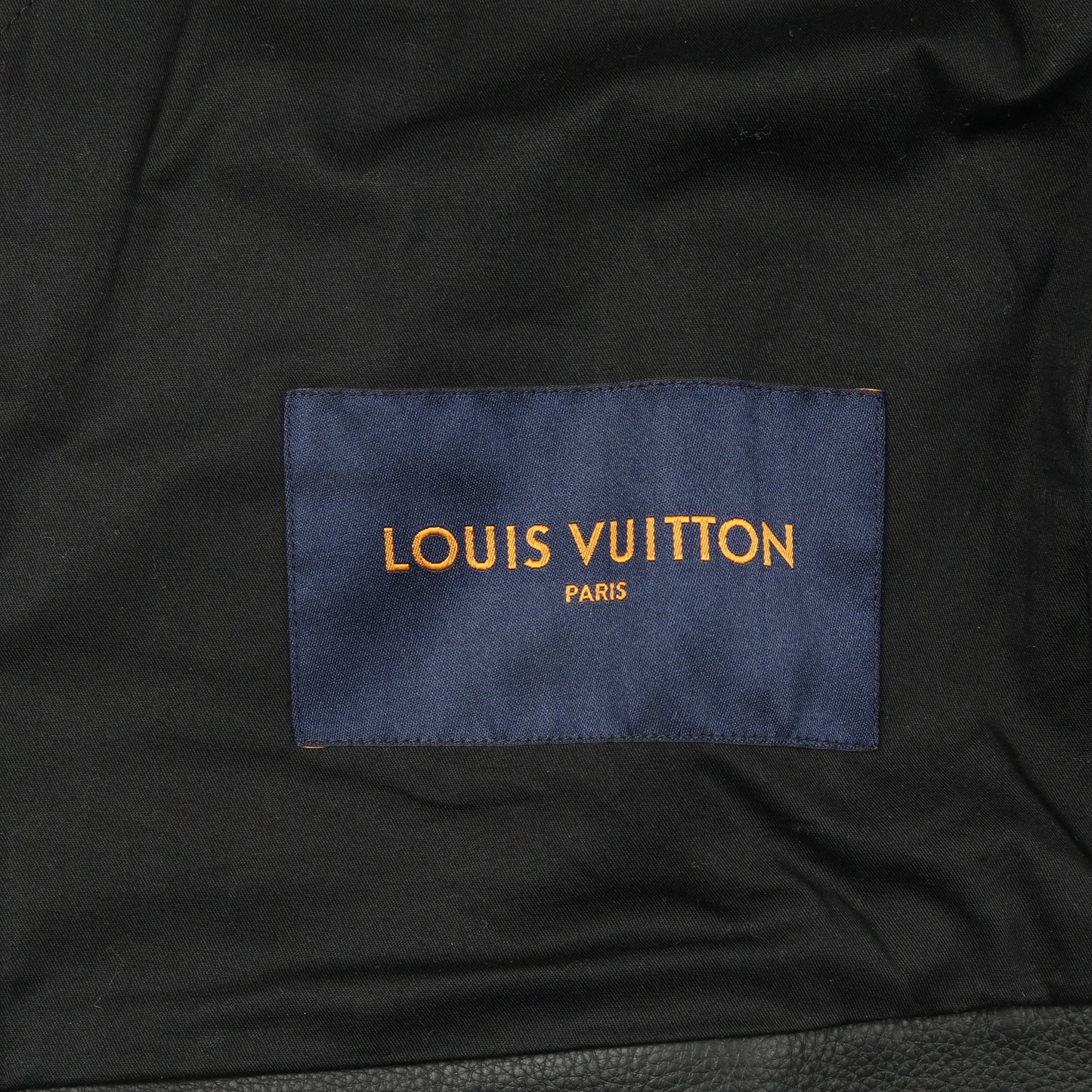 モノグラムエンボス ユーティリティ レザージャケット レザー ブラック ルイヴィトン アウター LOUIS VUITTON