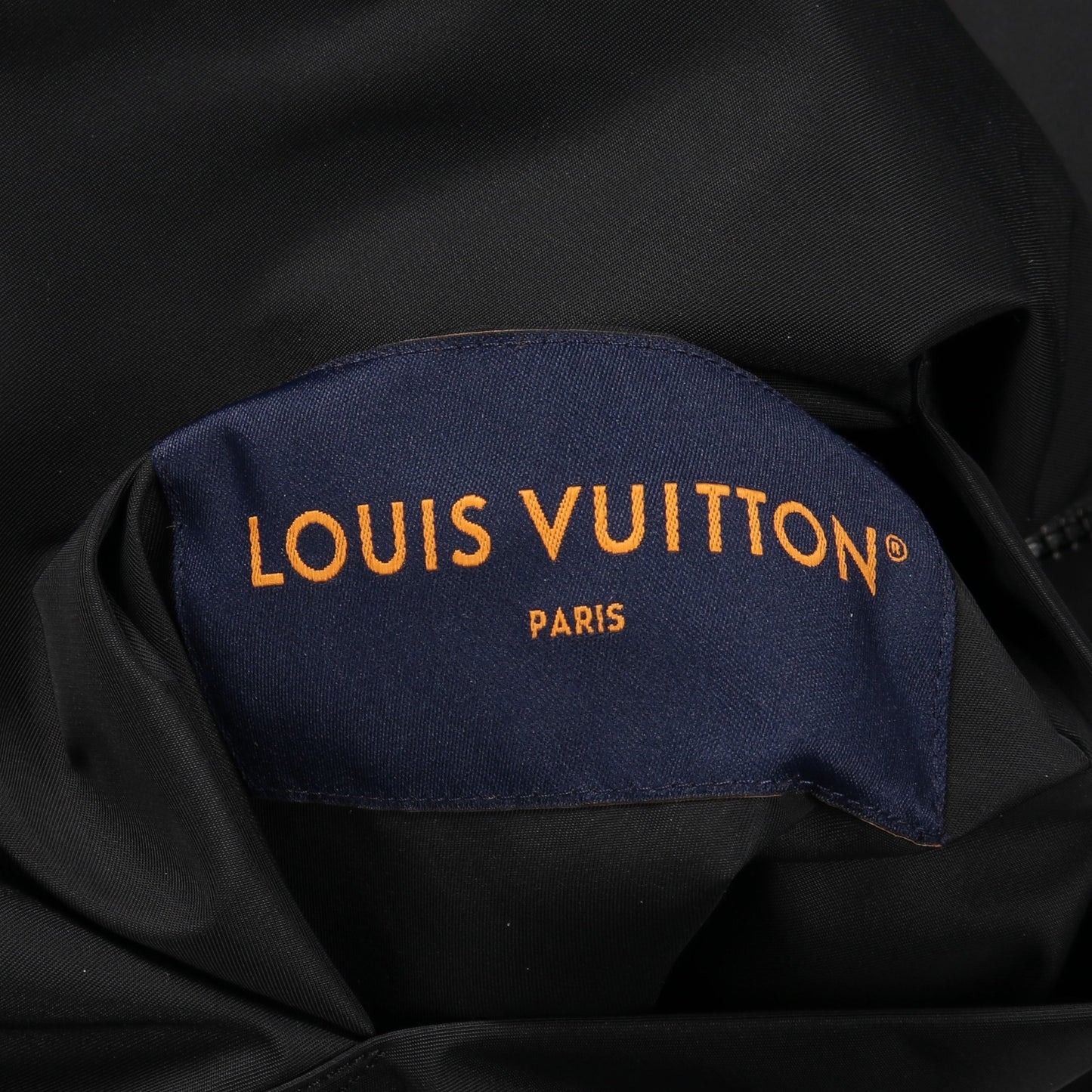 モノグラム リバーシブル ウィンドブレーカー ジップアップパーカー ブルゾン ナイロン ブラック ルイヴィトン アウター LOUIS VUITTON