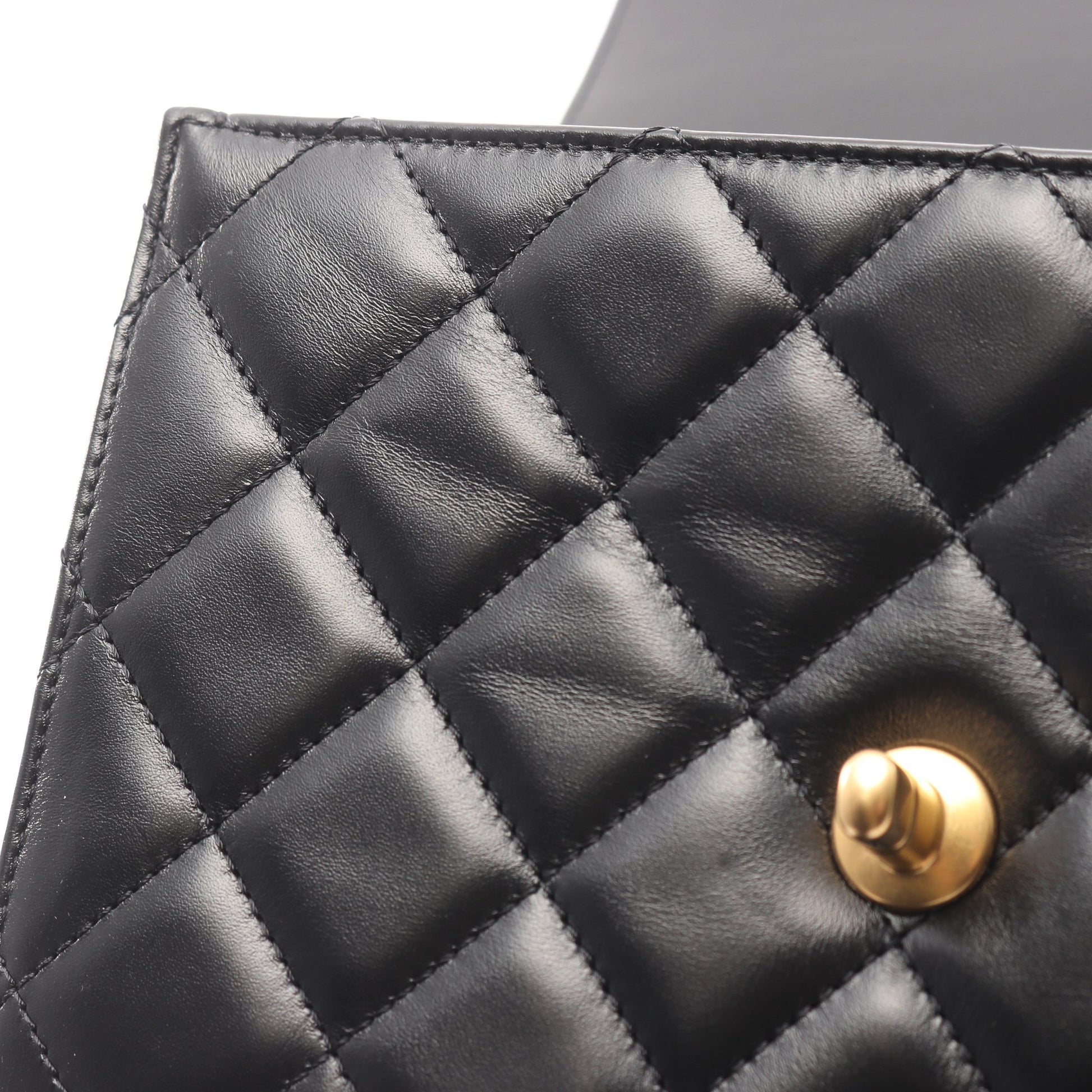 マトラッセ チェーンショルダーバッグ ラムスキン ブラック ゴールド金具 シャネル バッグ CHANEL