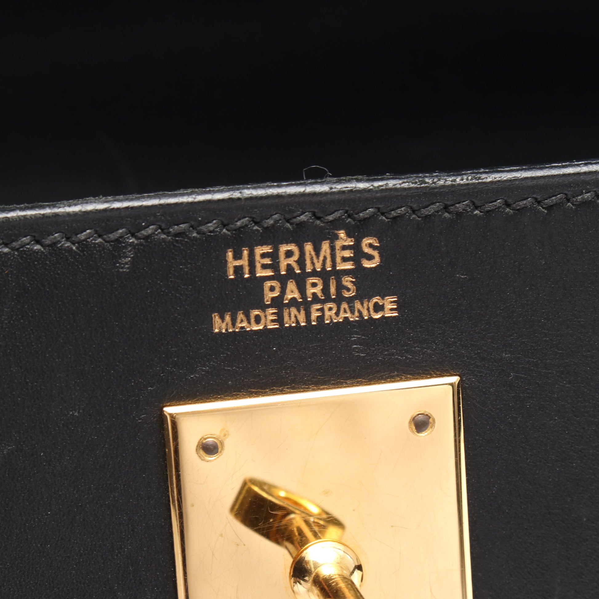 ケリー32 ハンドバッグ ボックスカーフ ブラック ゴールド金具 外縫い 2WAY □G刻印 エルメス バッグ HERMES