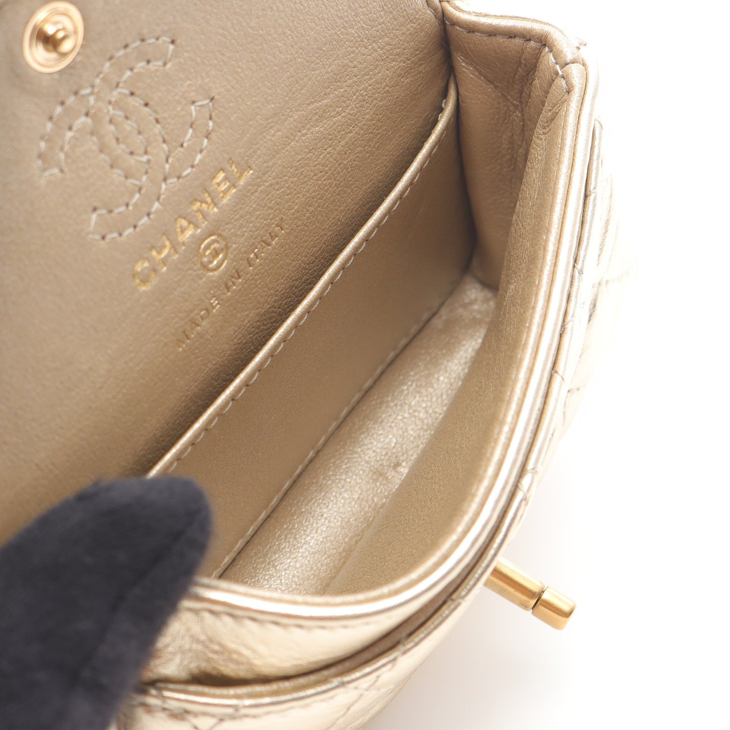 マトラッセ クラシック ミニバッグ バッグチャーム ラムスキン ゴールド ゴールド金具 シャネル 財布・小物 CHANEL