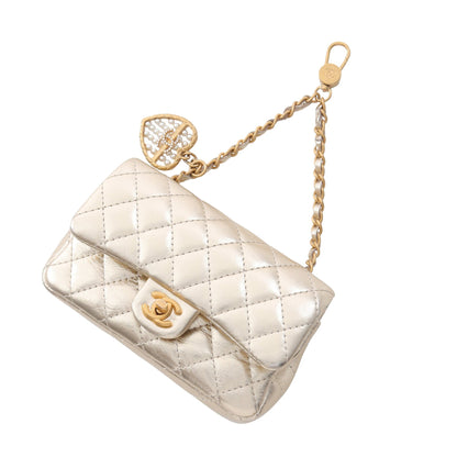 マトラッセ クラシック ミニバッグ バッグチャーム ラムスキン ゴールド ゴールド金具 シャネル 財布・小物 CHANEL