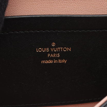 ポシェットクッサン モノグラムエンボス ノワール ショルダーバッグ ラムスキン ブラック ルイヴィトン バッグ LOUIS VUITTON