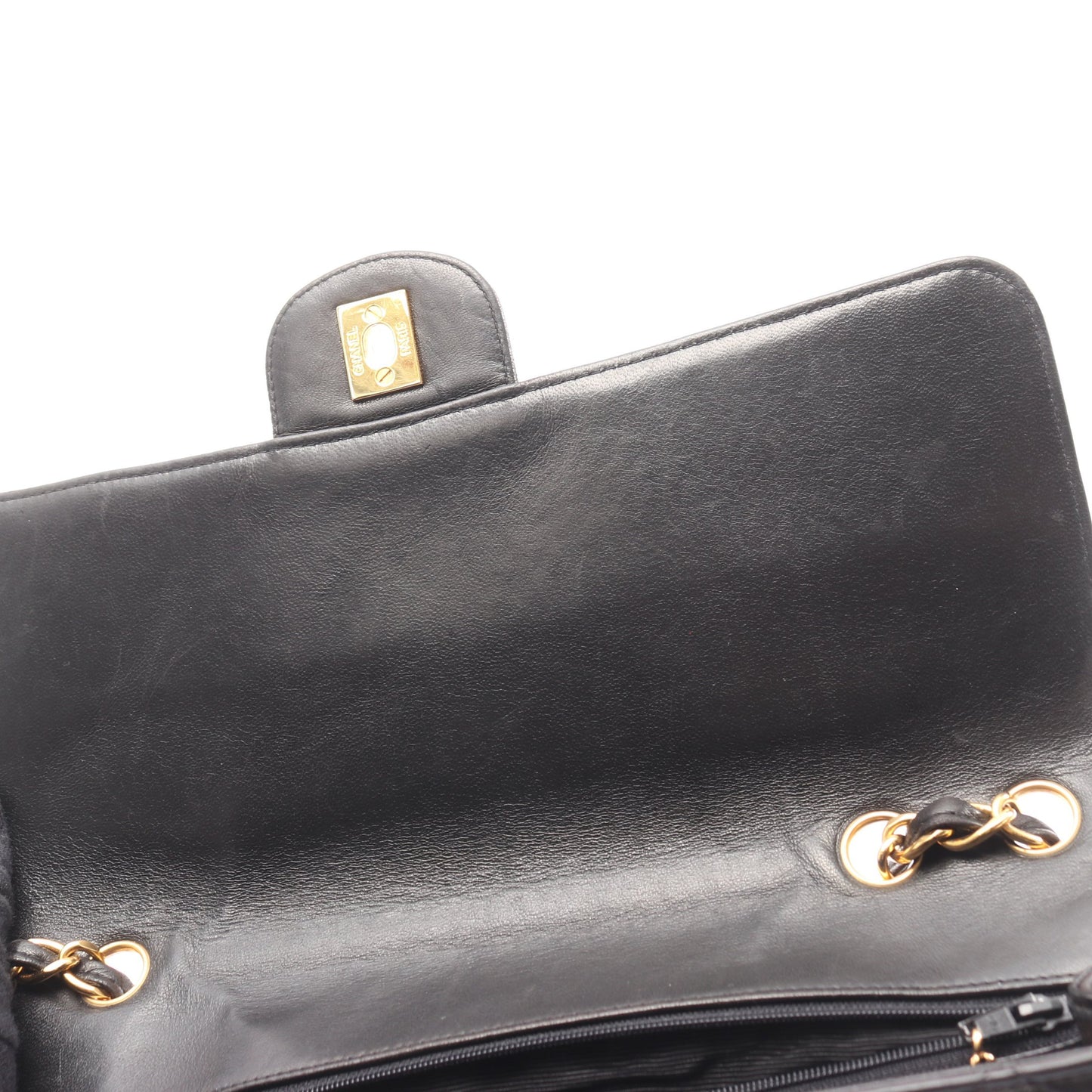 デカマトラッセ30 シングルフラップ Wチェーンショルダーバッグ ラムスキン ブラック ゴールド金具 シャネル バッグ CHANEL