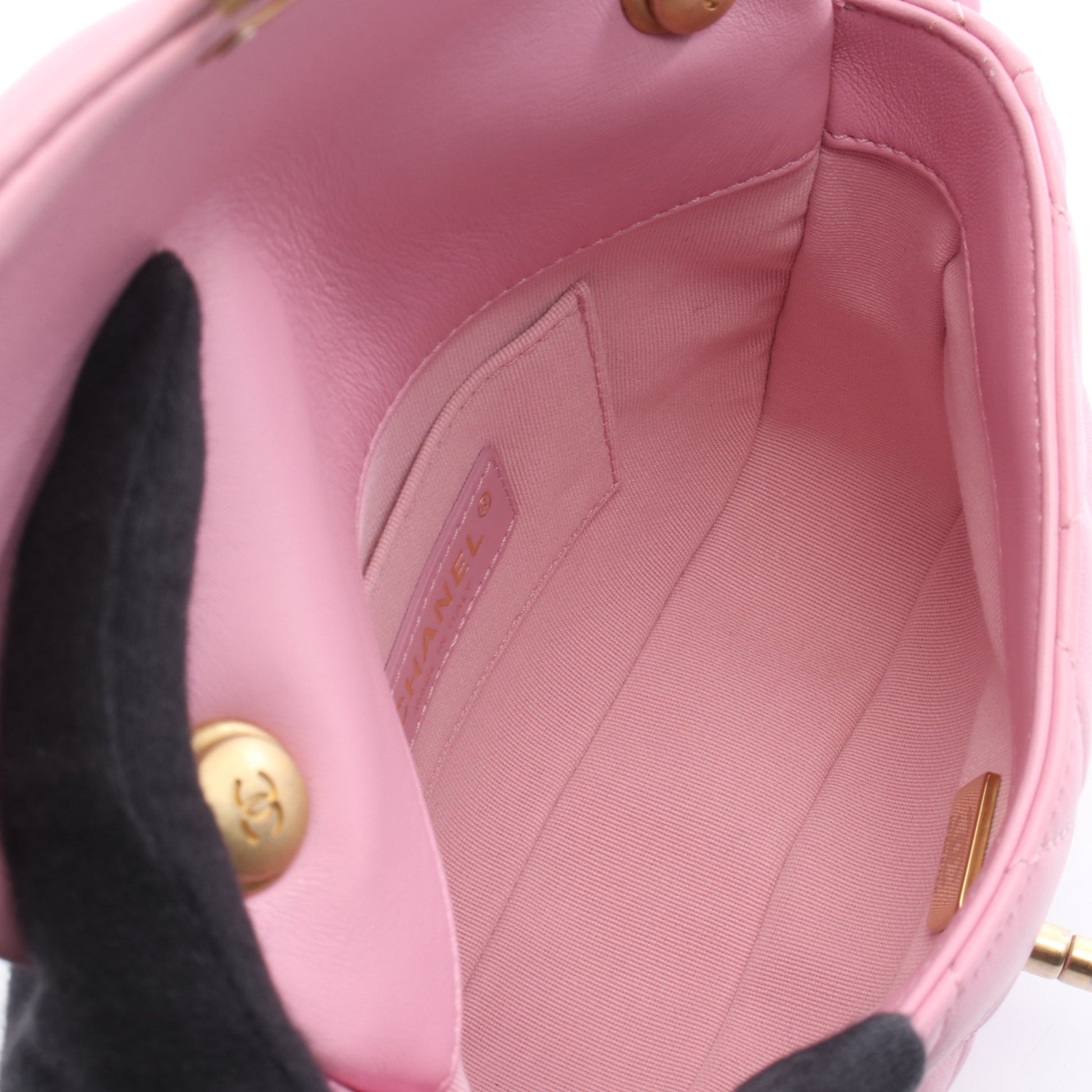 ミニマトラッセ チェーンショルダーバッグ レザー ピンク ゴールド金具 シャネル バッグ CHANEL