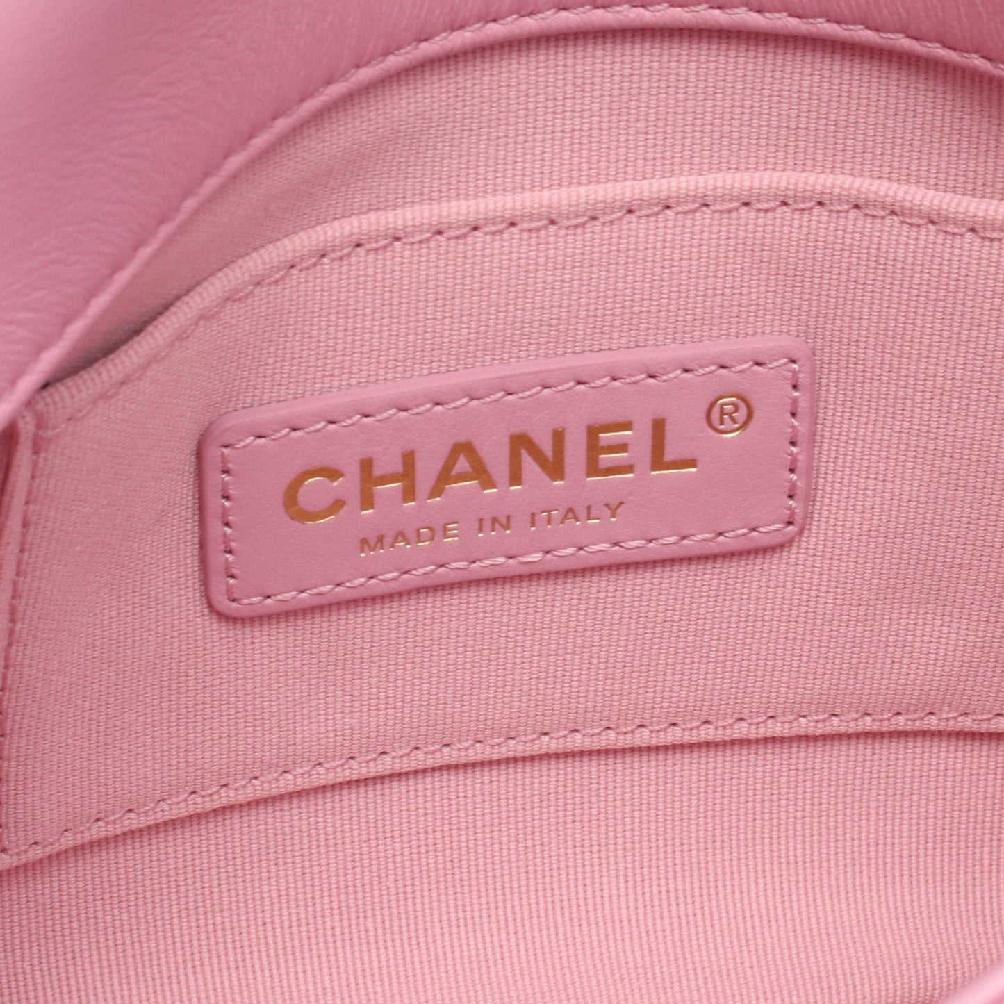 ミニマトラッセ チェーンショルダーバッグ レザー ピンク ゴールド金具 シャネル バッグ CHANEL