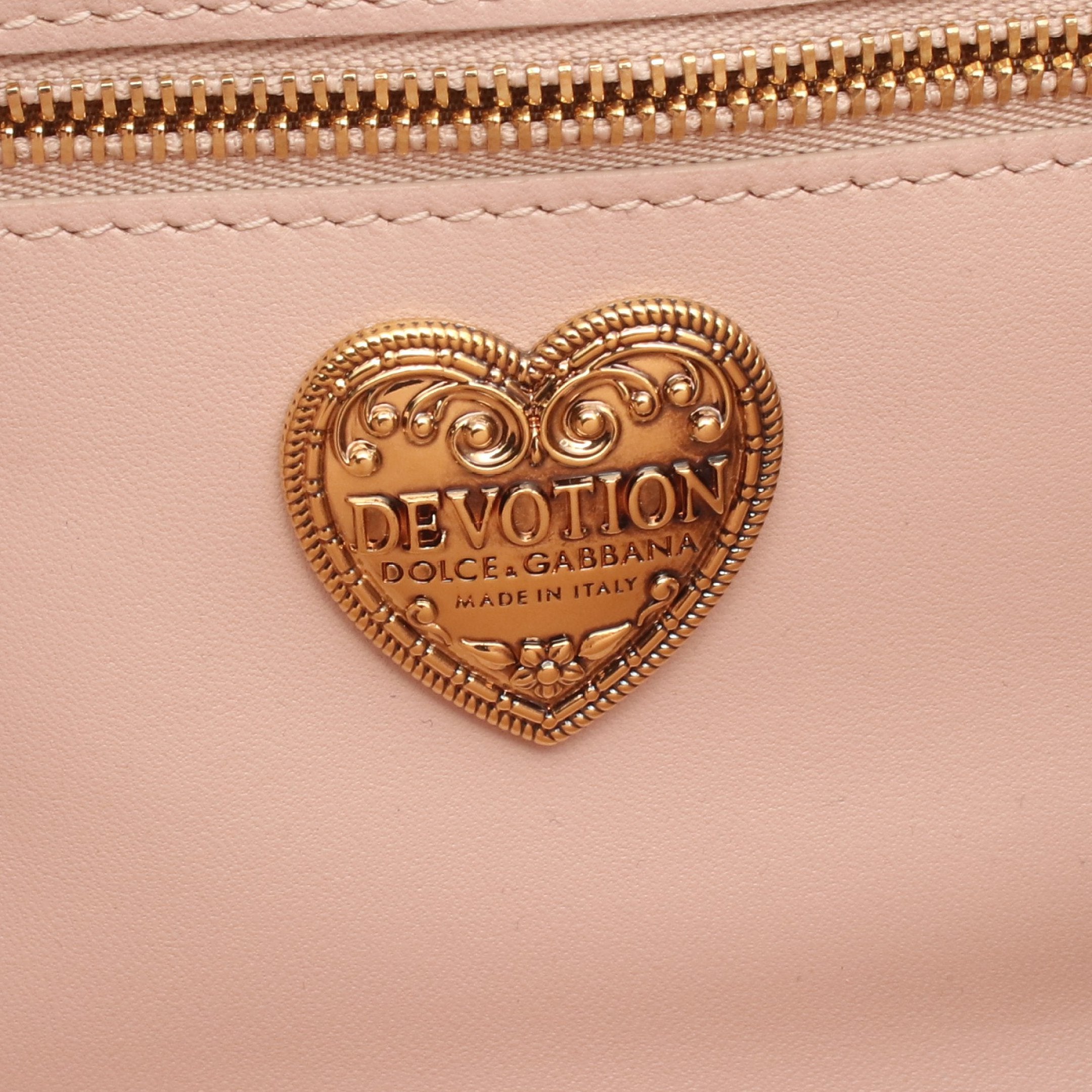 DEVOTION チェーンショルダーバッグ レザー ピンク ドルチェアンド