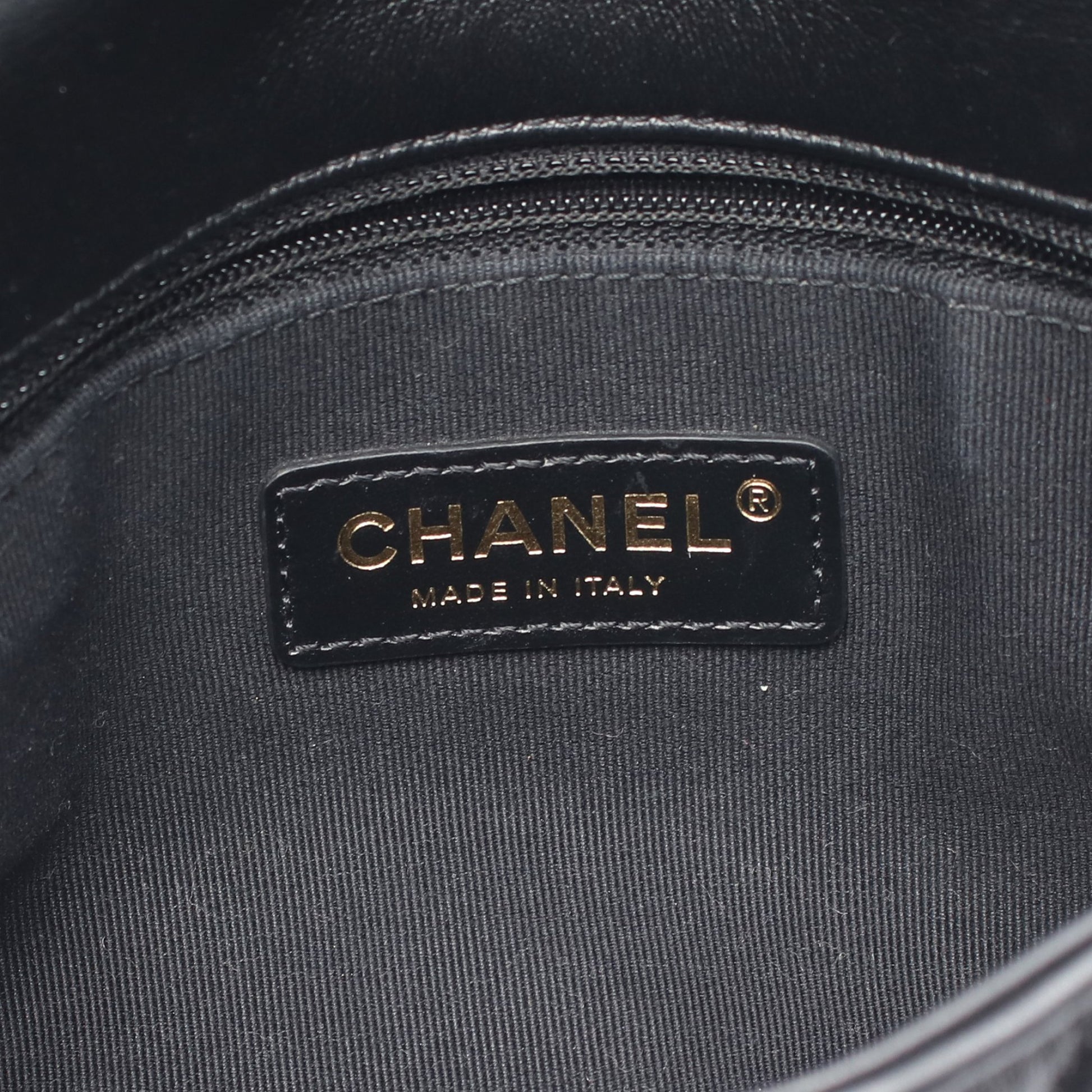 マトラッセ スモールフラップ チェーンショルダーバッグ レザー ブラック ゴールド金具 シャネル バッグ CHANEL