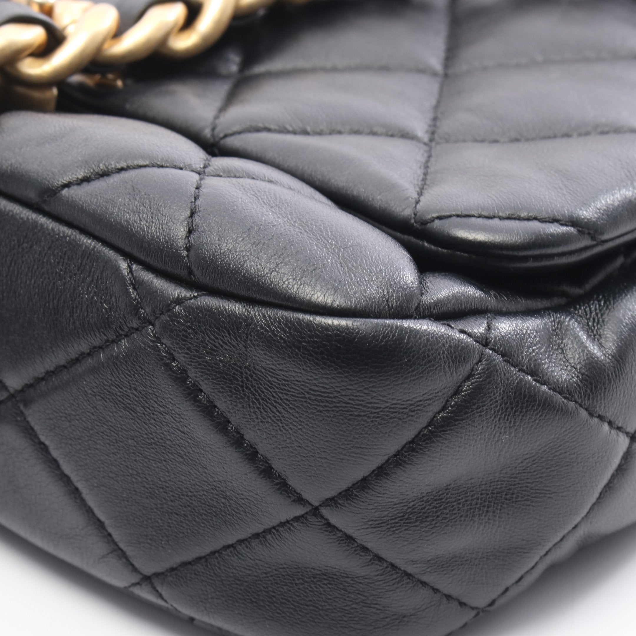 CHANEL(シャネル) ショルダーバッグ マトラッセ 黒 ブラック金具 マトラッセ シャネル CHANEL チェーンショルダー バッグ 2way 黒