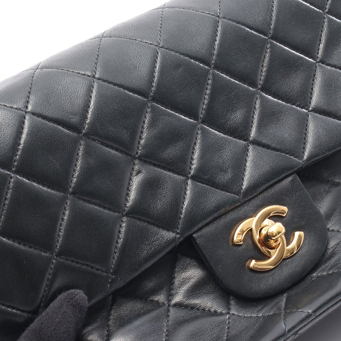 マトラッセ Wフラップ Wチェーンショルダーバッグ ラムスキン ブラック ゴールド金具 シャネル バッグ CHANEL