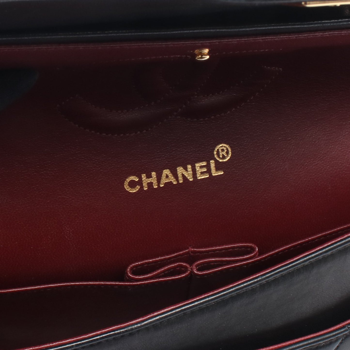 マトラッセ Wフラップ Wチェーンショルダーバッグ ラムスキン ブラック ゴールド金具 シャネル バッグ CHANEL
