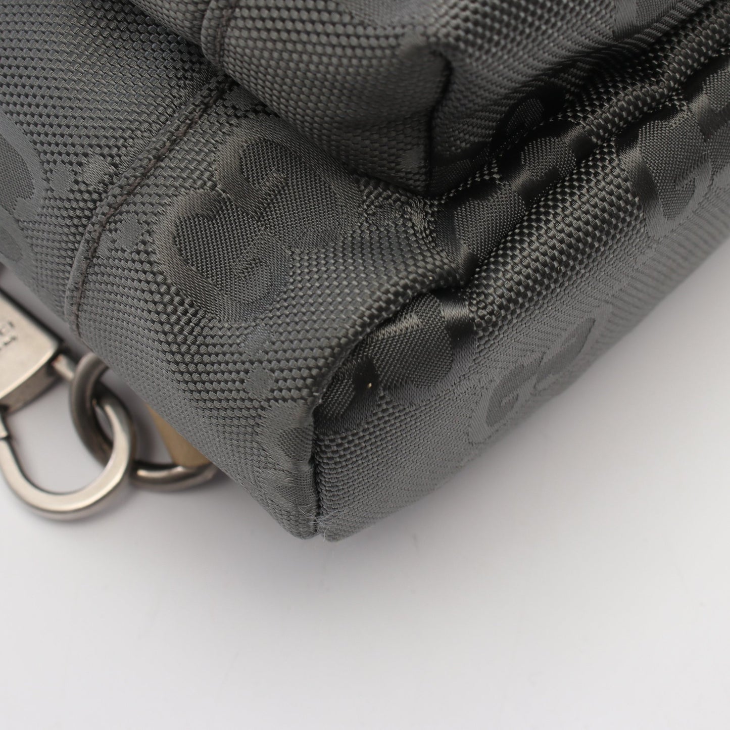 グッチ オフ ザ グリッド GG柄 ボディバッグ ナイロンキャンバス レザー グレー ベージュ グッチ バッグ GUCCI