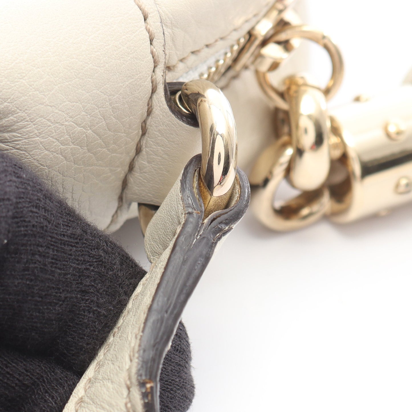 ソーホー ディスコバッグ インターロッキングG ショルダーバッグ レザー オフホワイト グッチ バッグ GUCCI