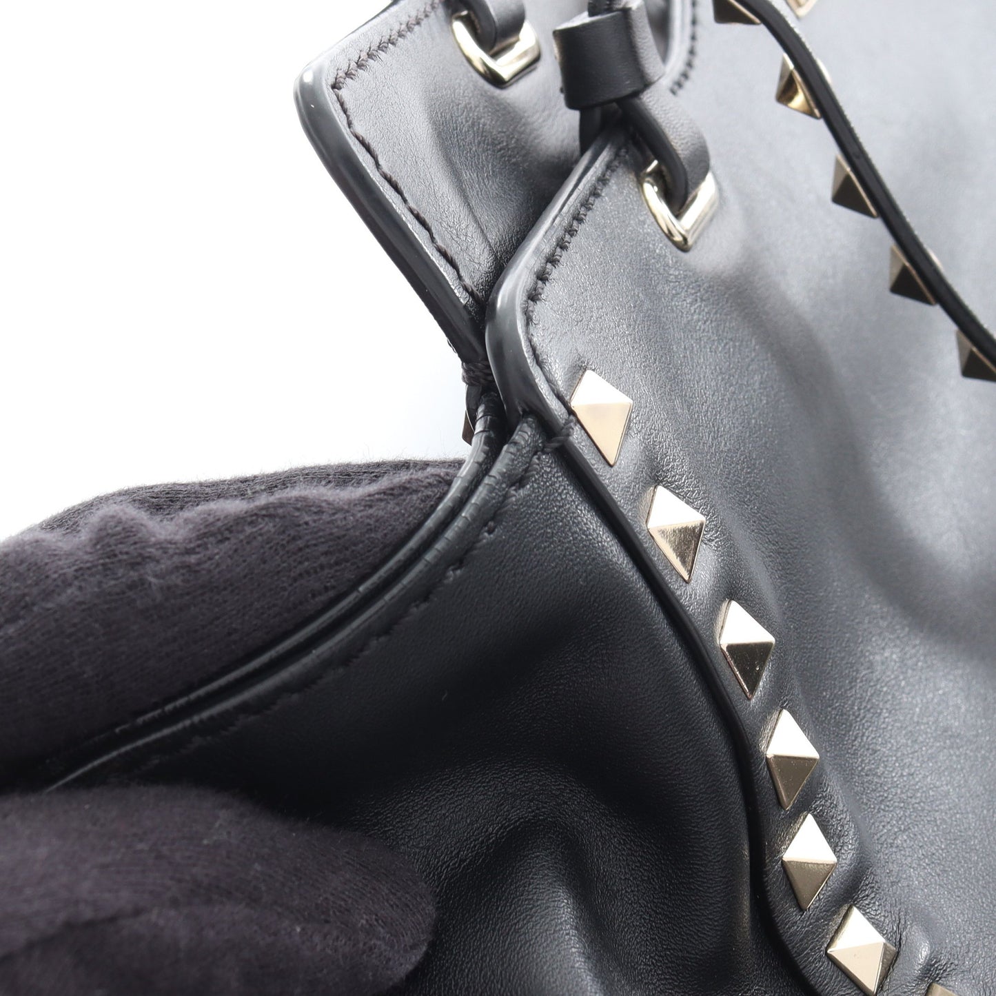 ロックスタッズ ハンドバッグ トートバッグ レザー ブラック ヴァレンティノ バッグ VALENTINO