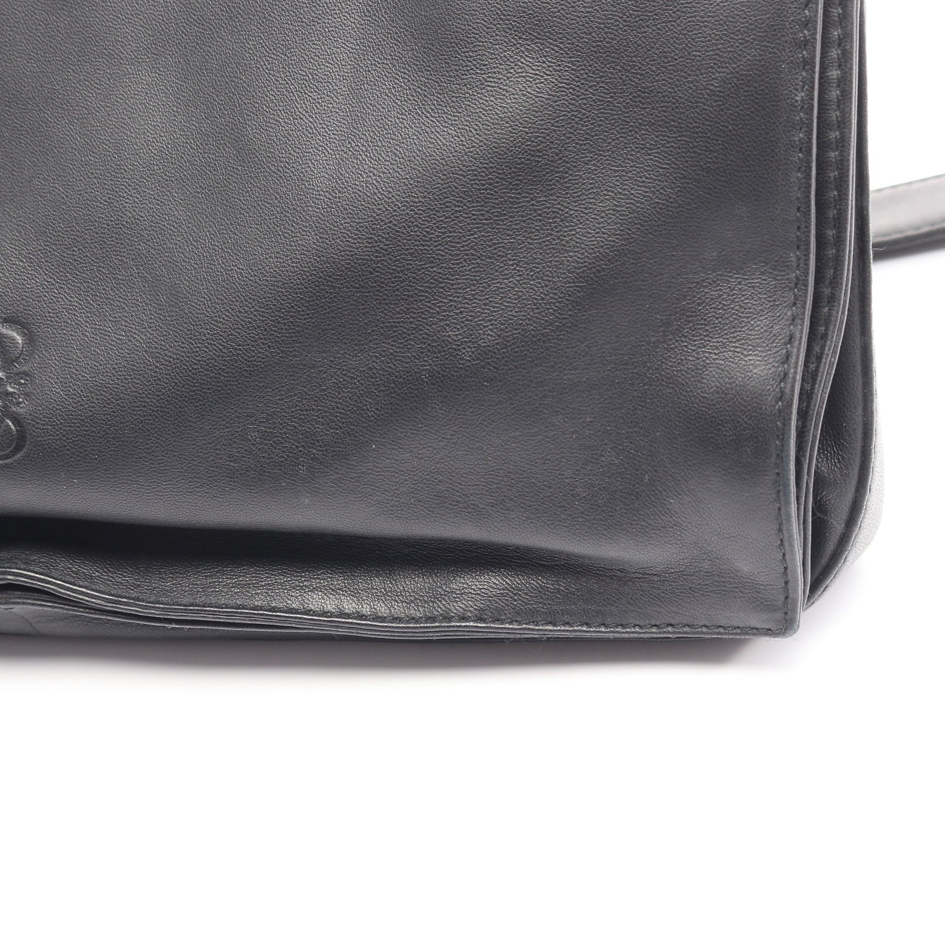 フラメンコ ショルダーバッグ レザー ブラック 巾着 ロエベ バッグ LOEWE