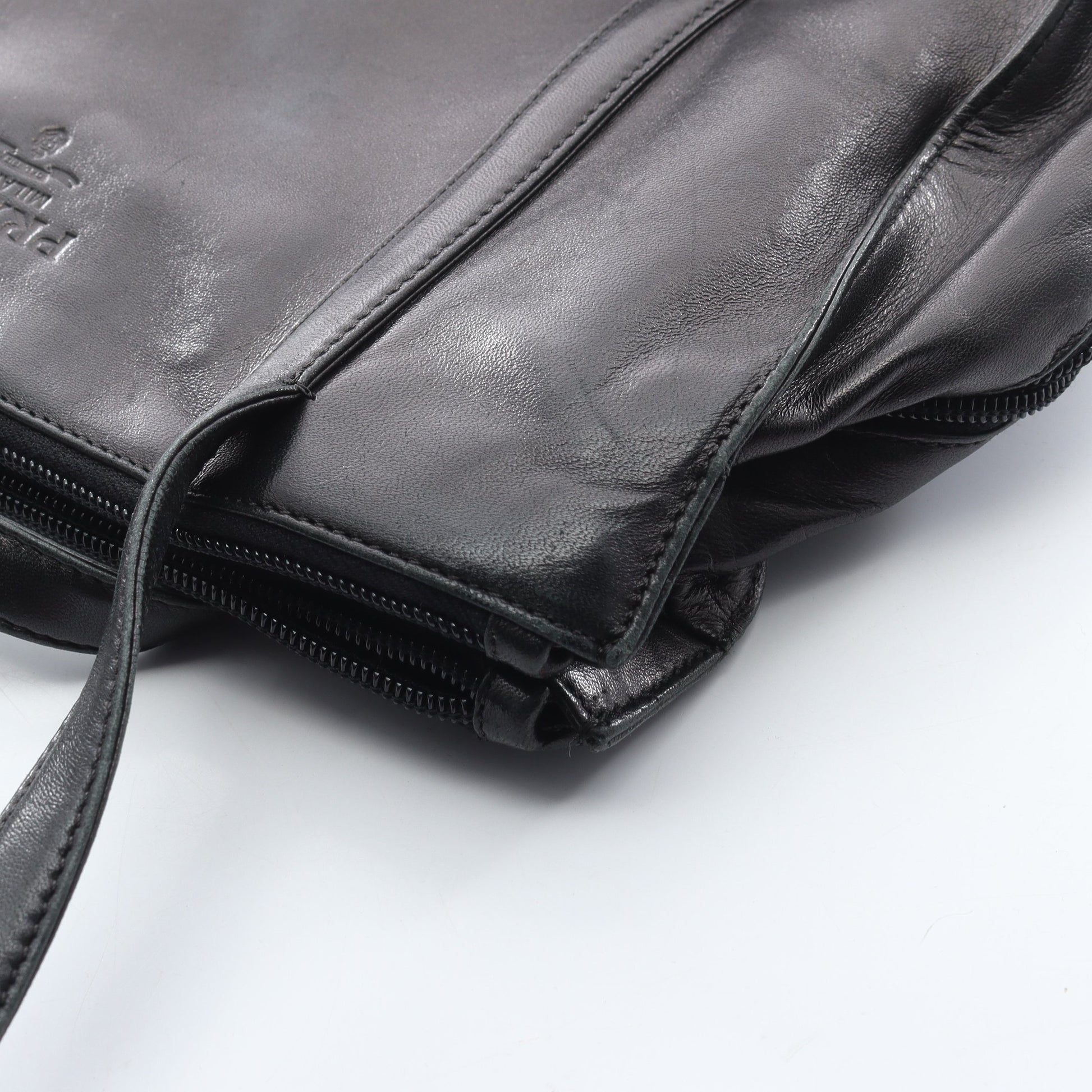 NAPPA ショルダーバッグ レザー ブラック プラダ バッグ PRADA