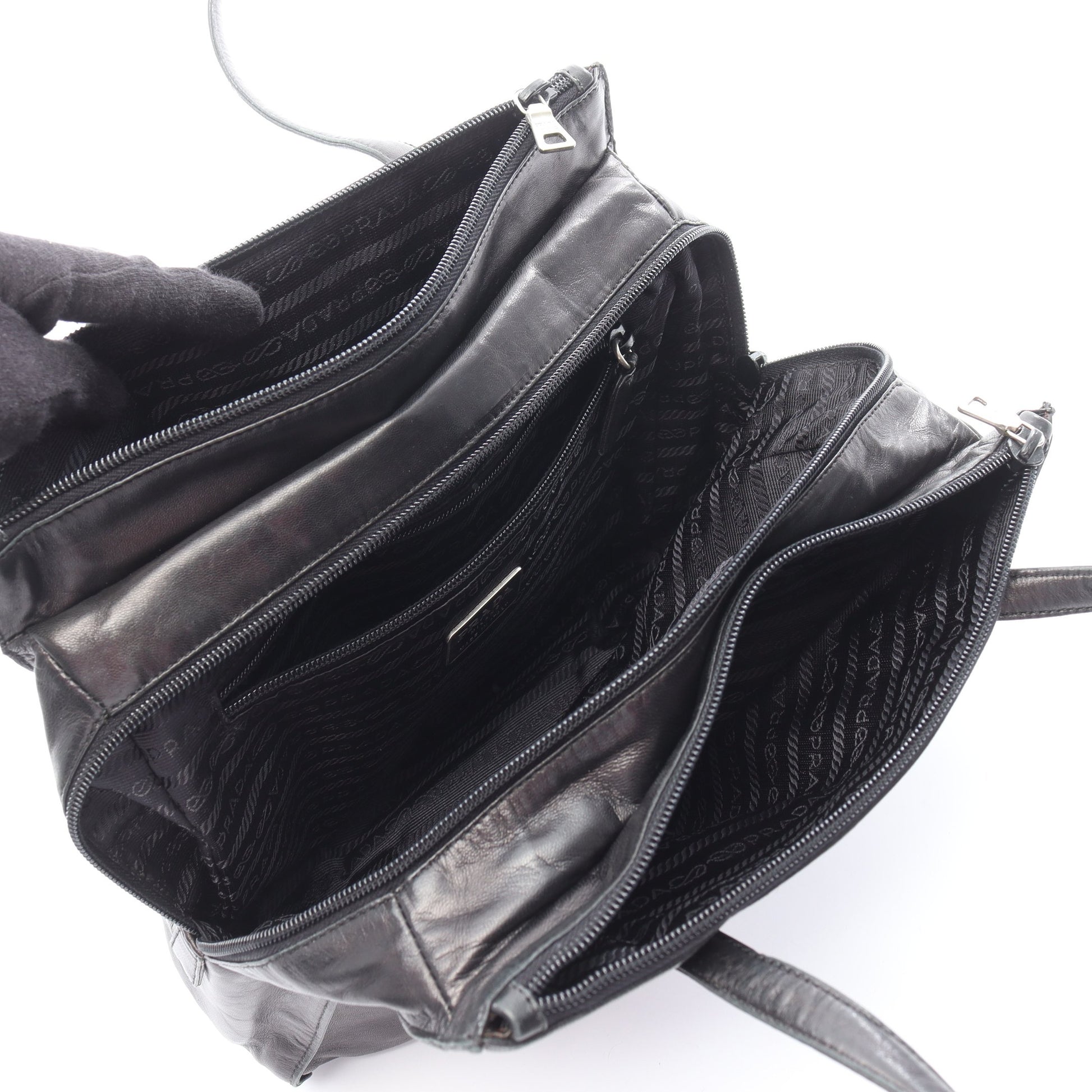 NAPPA ショルダーバッグ レザー ブラック プラダ バッグ PRADA