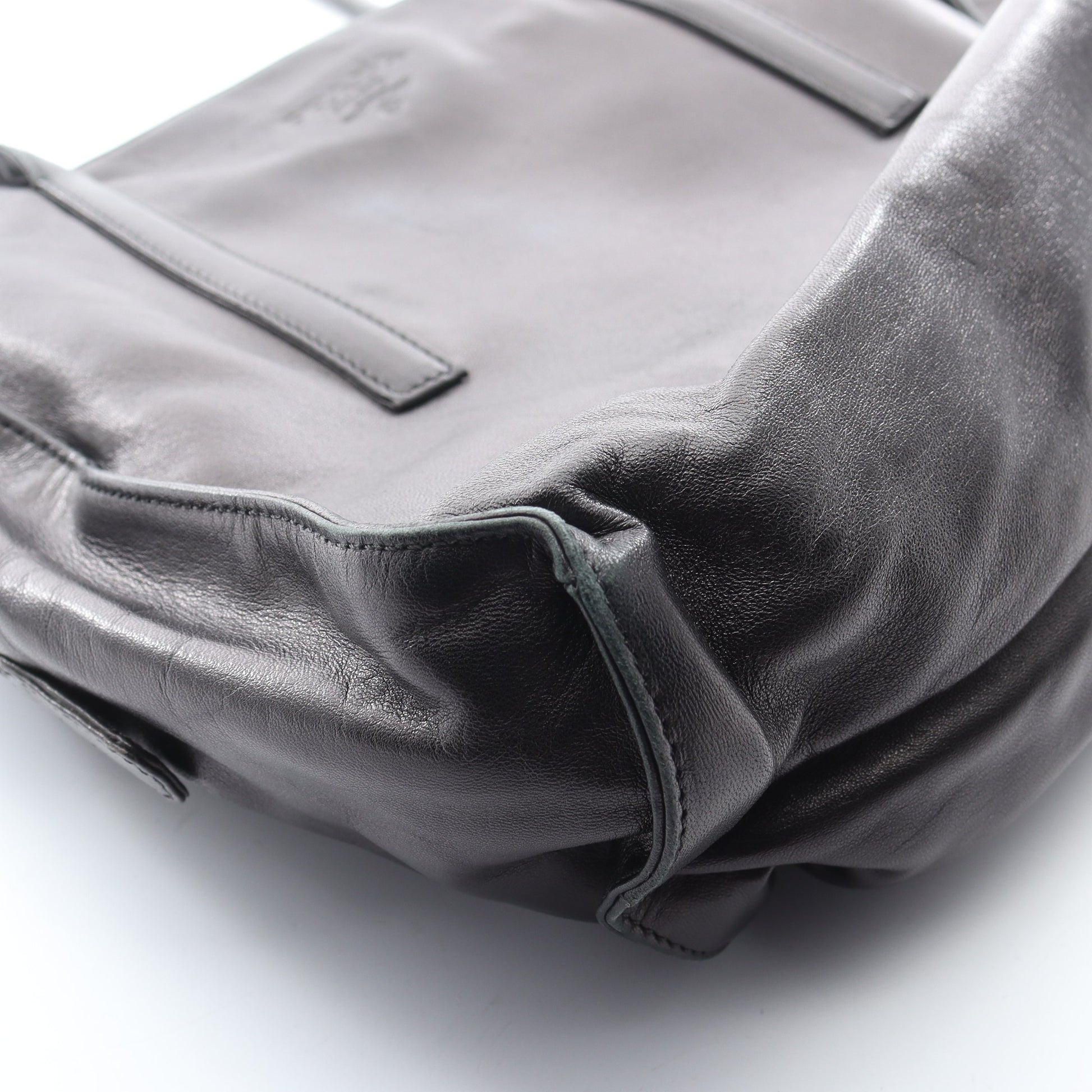 NAPPA ショルダーバッグ レザー ブラック プラダ バッグ PRADA