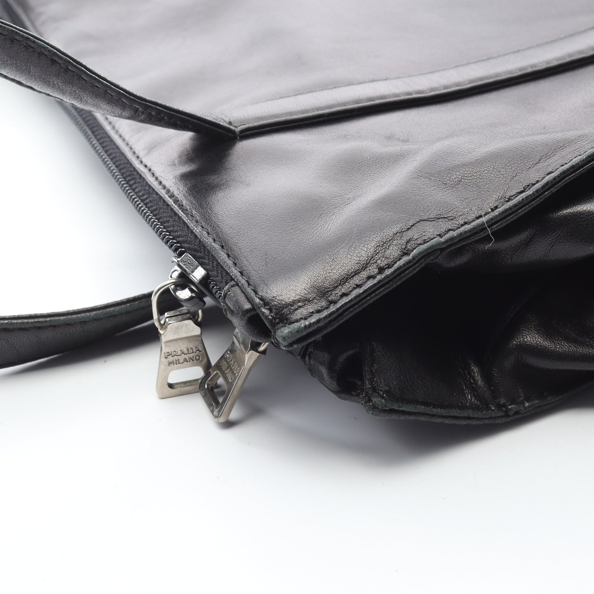 NAPPA ショルダーバッグ レザー ブラック プラダ バッグ PRADA