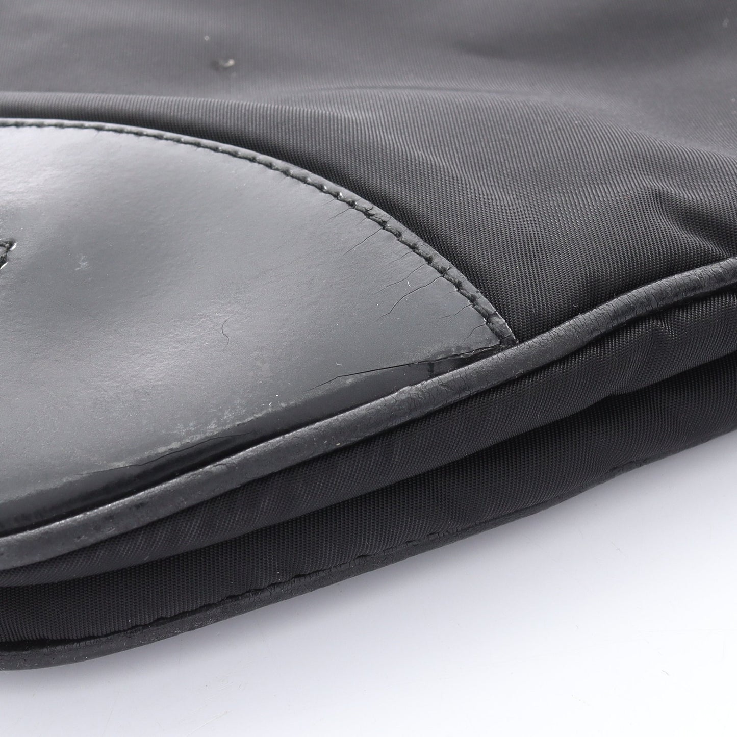 ショルダーバッグ ナイロン レザー ブラック 三角ロゴプレート プラダ バッグ PRADA