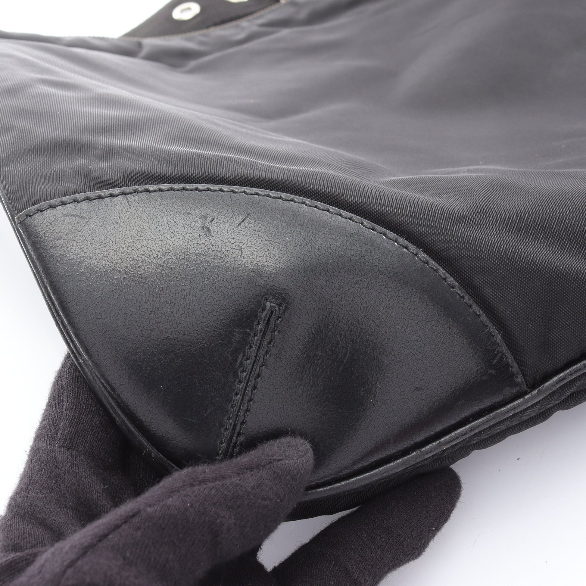 ショルダーバッグ ナイロン レザー ブラック 三角ロゴプレート プラダ バッグ PRADA