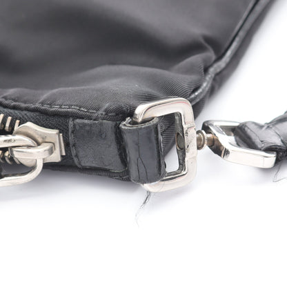 ショルダーバッグ ナイロン レザー ブラック 三角ロゴプレート プラダ バッグ PRADA