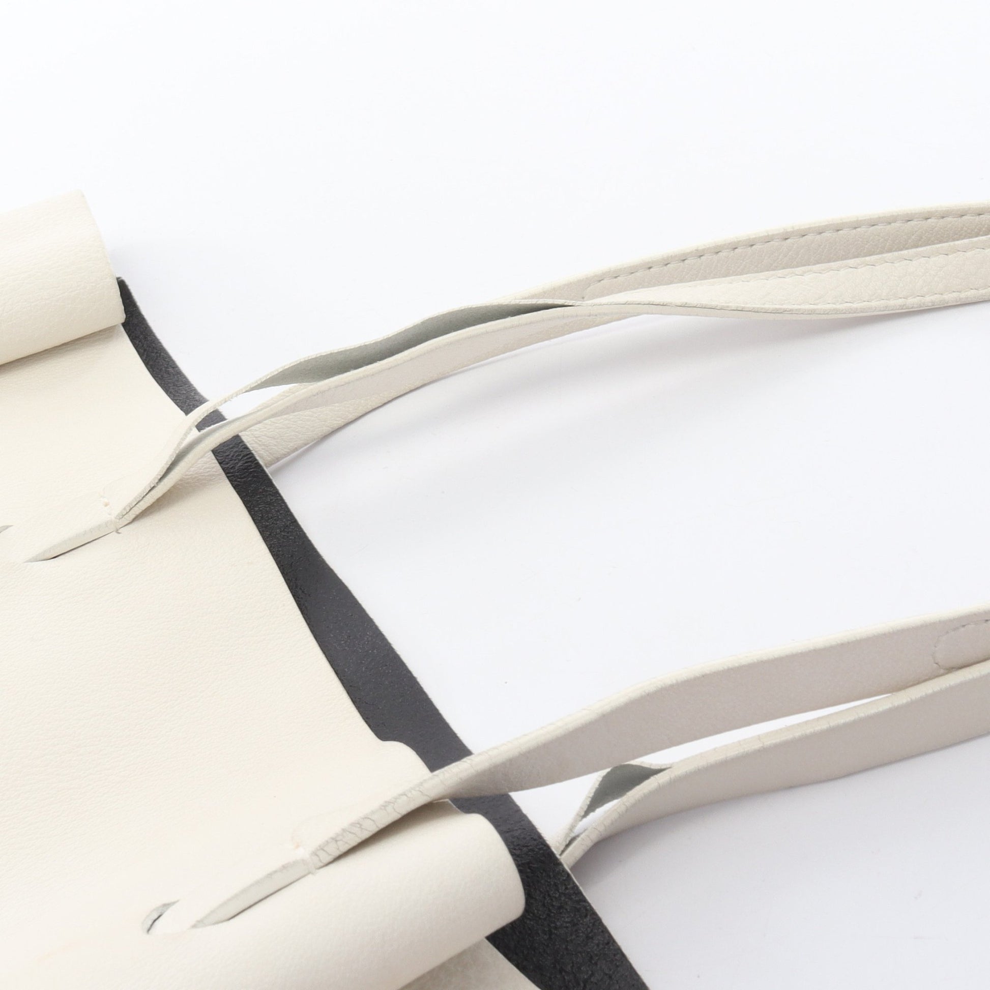 エブリデイ トート S ハンドバッグ トートバッグ レザー オフホワイト バレンシアガ バッグ BALENCIAGA