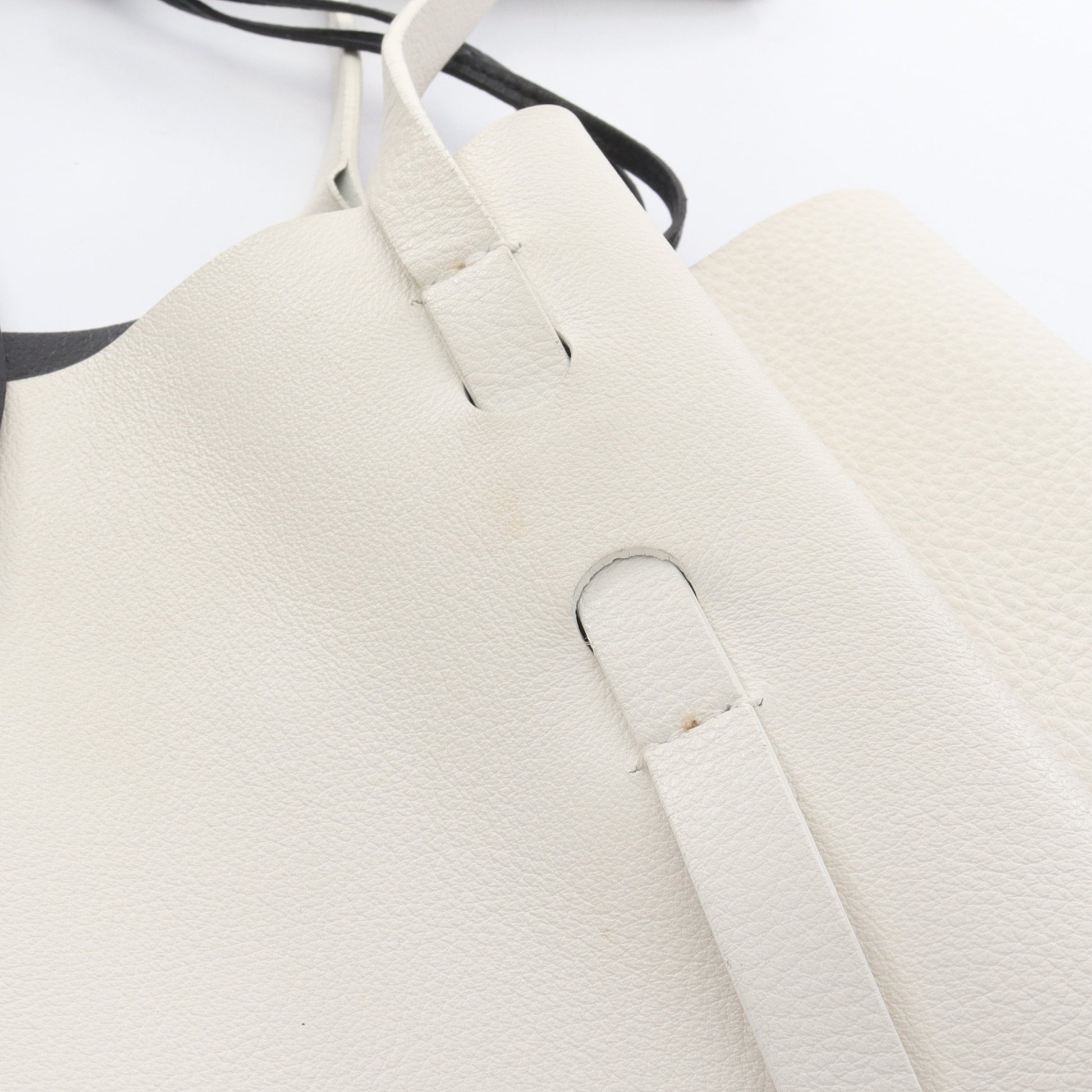 エブリデイ トート S ハンドバッグ トートバッグ レザー オフホワイト バレンシアガ バッグ BALENCIAGA