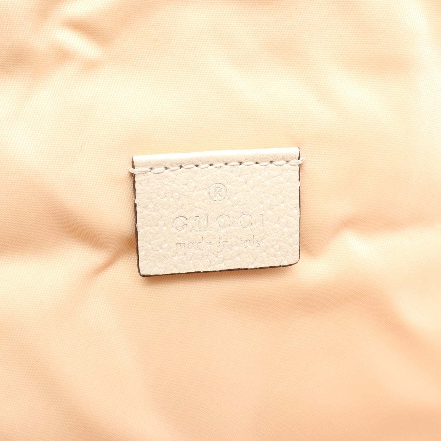 GUCCI × NY Yankees バックパック リュックサック ナイロン レザー コーラルオレンジ オフホワイト マルチカラー グッチ バッグ GUCCI