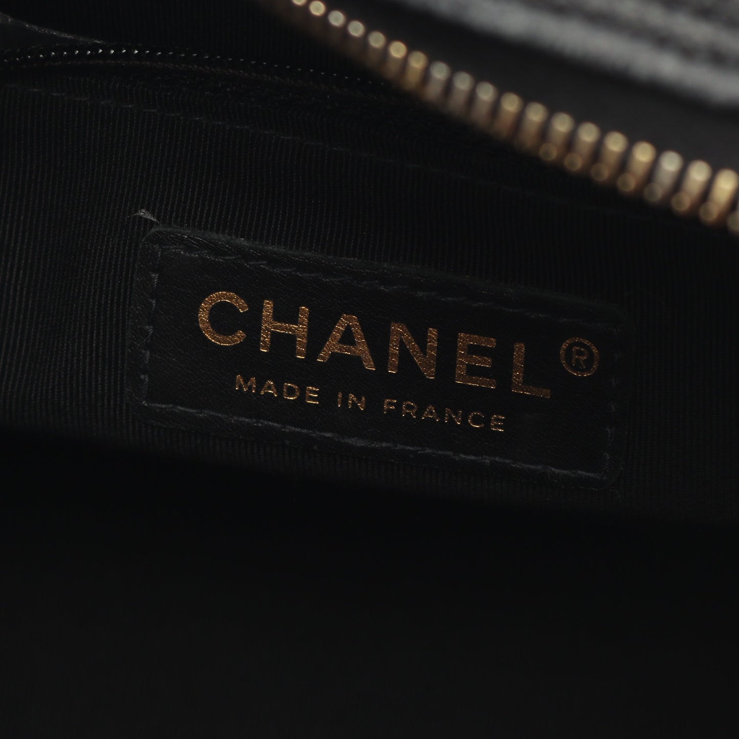 マトラッセ ハンドバッグ ミニボストンバッグ キャビアスキン ブラック ゴールド金具 シャネル バッグ CHANEL