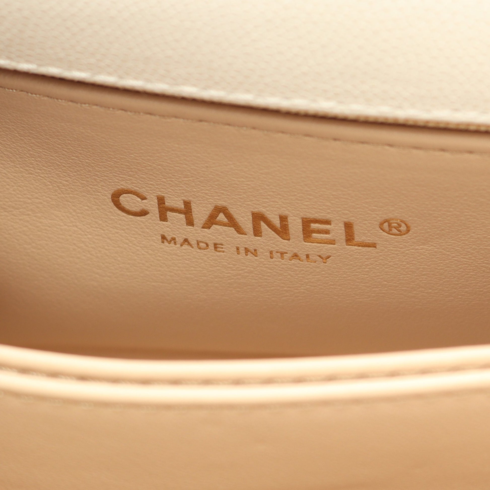 ココハンドル フラップ マトラッセ ハンドバッグ キャビアスキン ホワイト ゴールド金具 2WAY シャネル バッグ CHANEL
