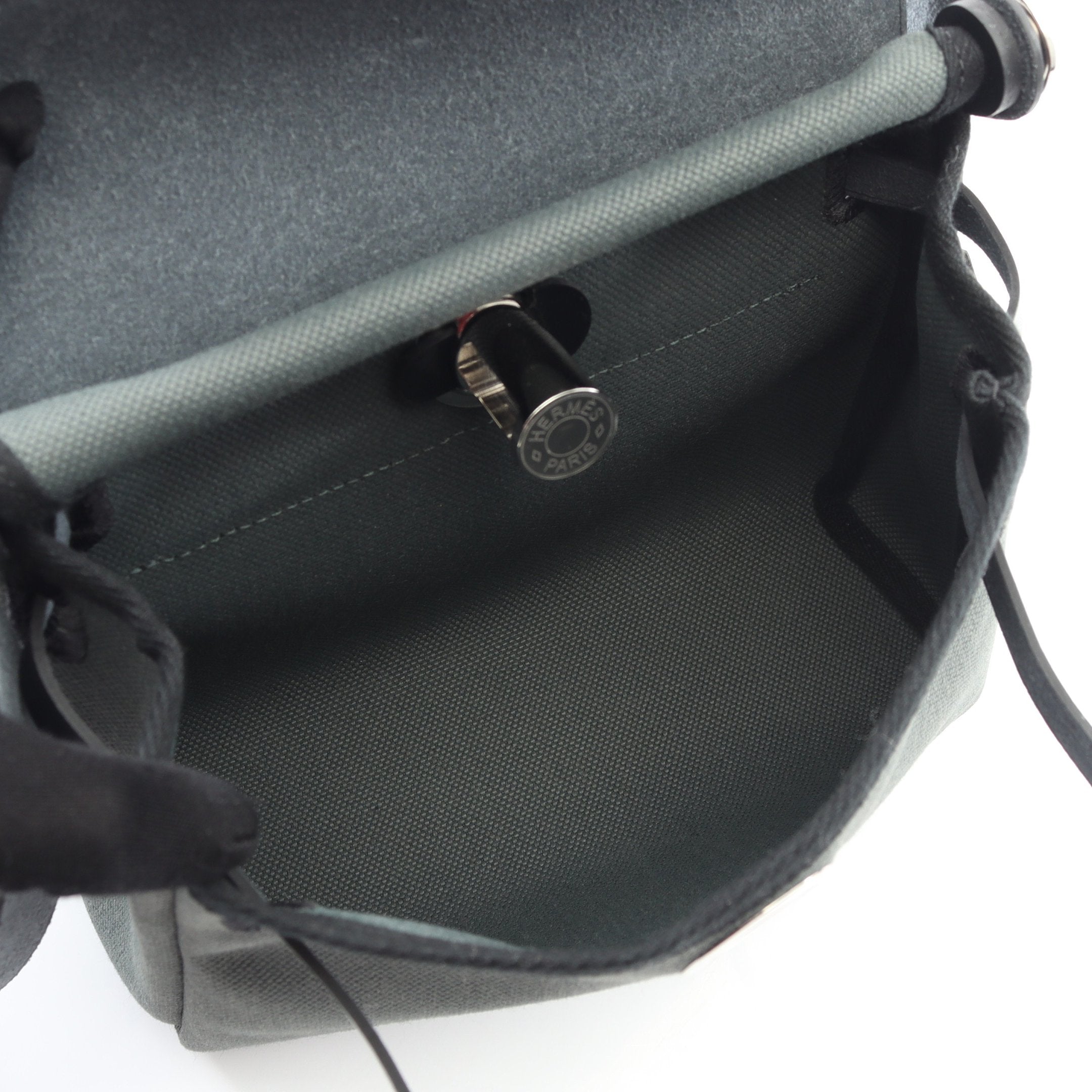 エールバッグジップ ミニ ヴェールマングローブ ショルダーバッグ