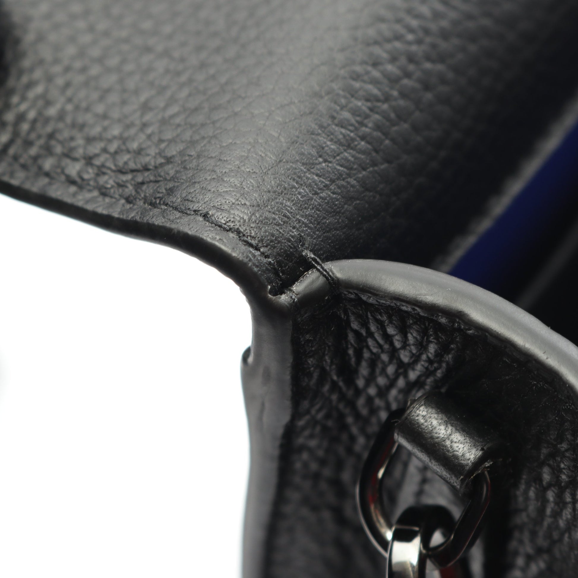 ショルダーバッグ レザー ブラック ブルガリ バッグ BVLGARI