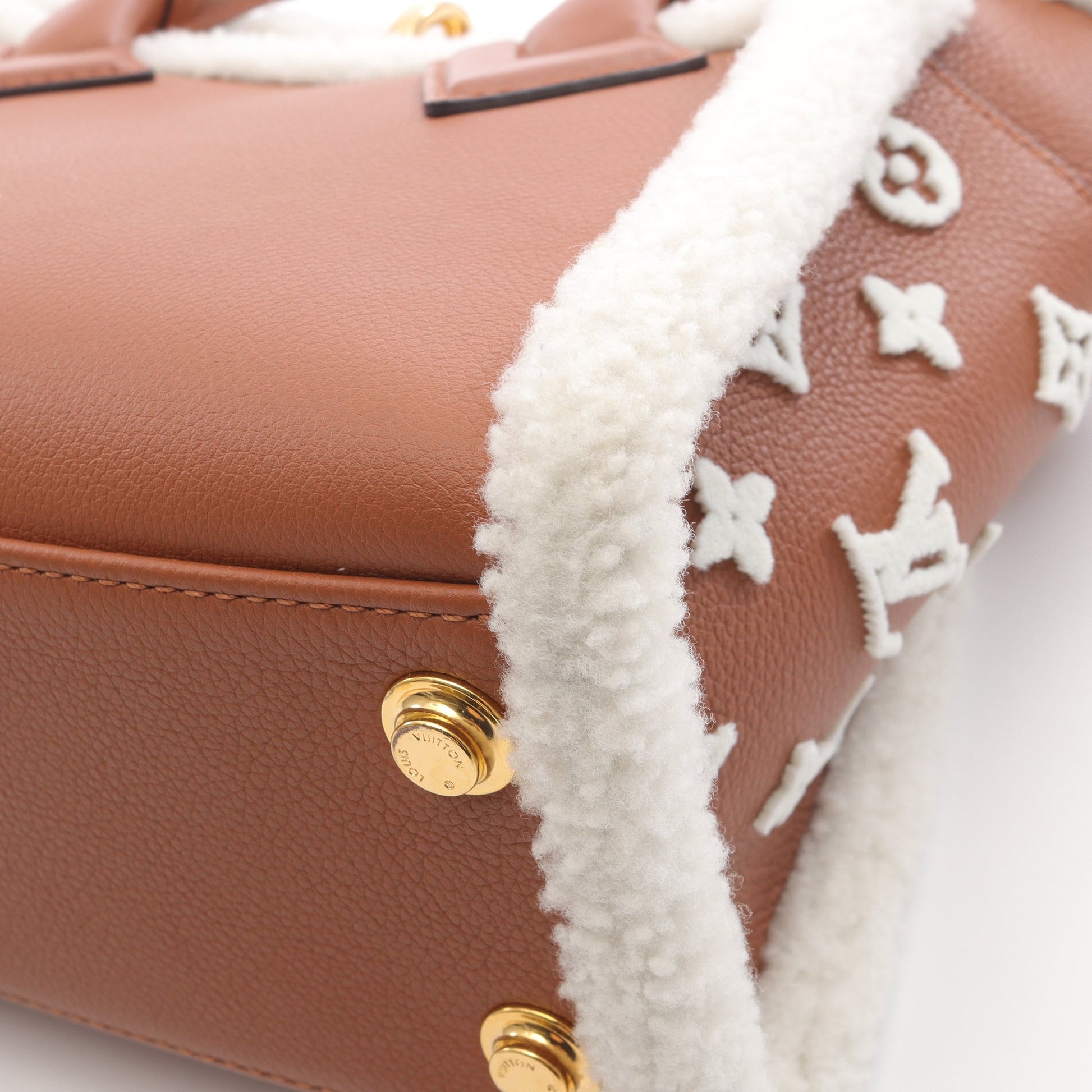 オンマイサイドPM モノグラム ハンドバッグ レザー シアリング ブラウン ホワイト 2WAY ルイヴィトン バッグ LOUIS VUITTON