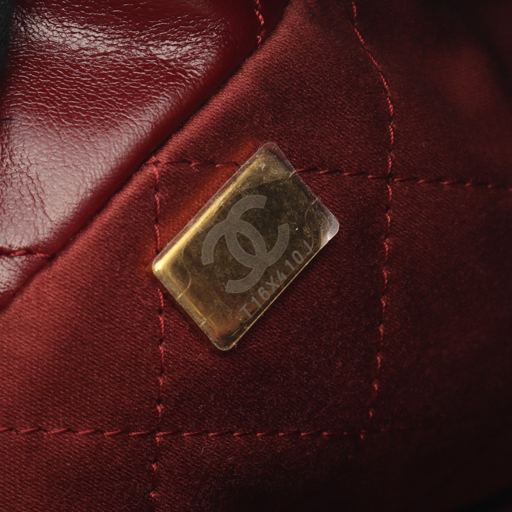 CHANEL 22 ミニ チェーンショルダーバッグ レザー ボルドー ゴールド金具 シャネル バッグ CHANEL