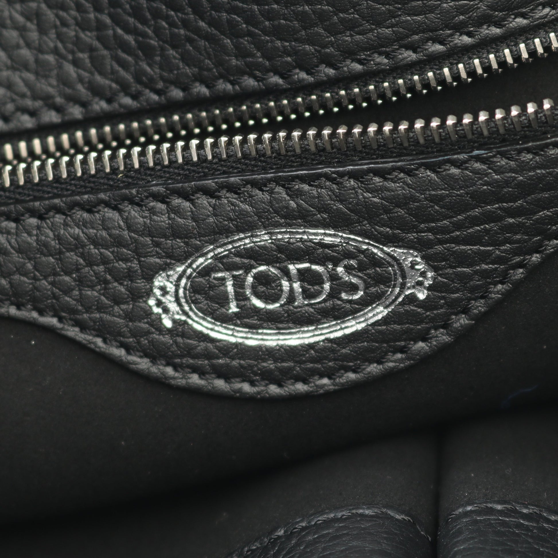 ANQ ショルダーバッグ トートバッグ レザー ブラック トッズ バッグ TOD'S