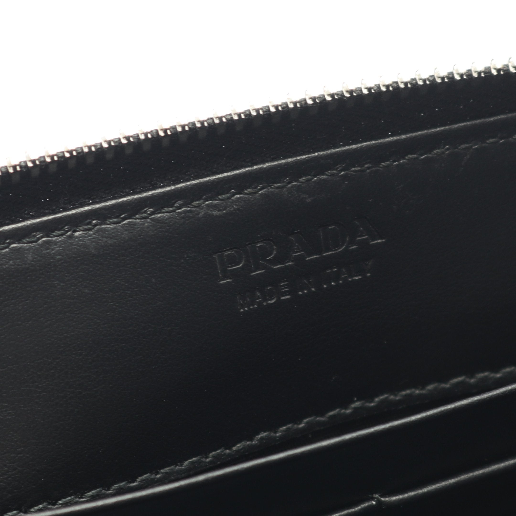 PRADA プラダ Re-Nylon ボディバッグ ブラック Re-Nylon ボディバッグ ウエストバッグ ナイロン レザー ブラック