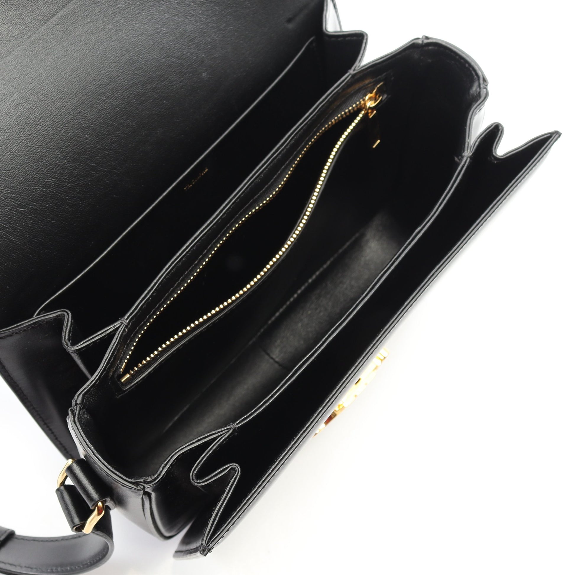 クラシック トリオンフ ミディアム ショルダーバッグ レザー ブラック セリーヌ バッグ CELINE