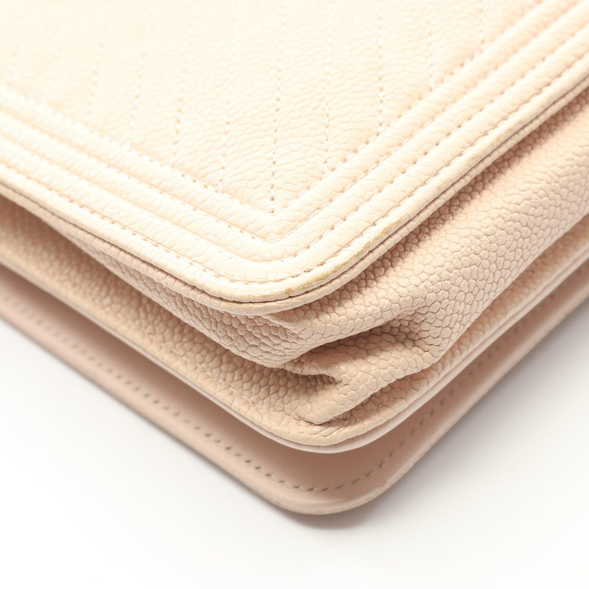 ボーイシャネル マトラッセ チェーンウォレット キャビアスキン ベージュ ゴールド金具 シャネル バッグ CHANEL