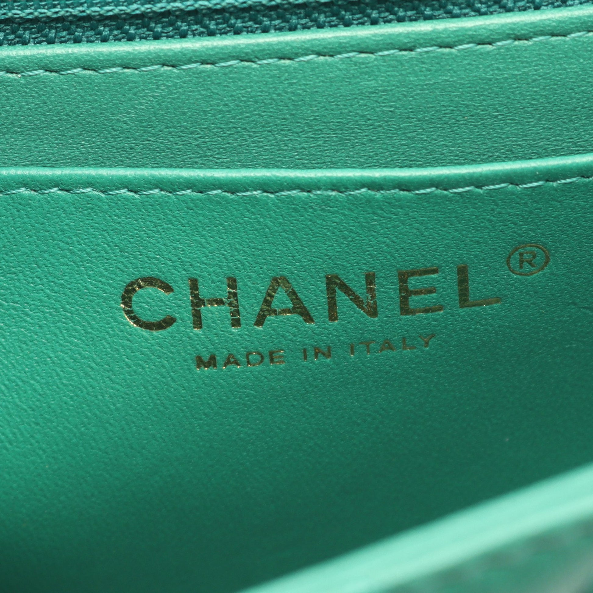 ミニマトラッセ チェーンショルダーバッグ ラムスキン グリーン ゴールド金具 シャネル バッグ CHANEL