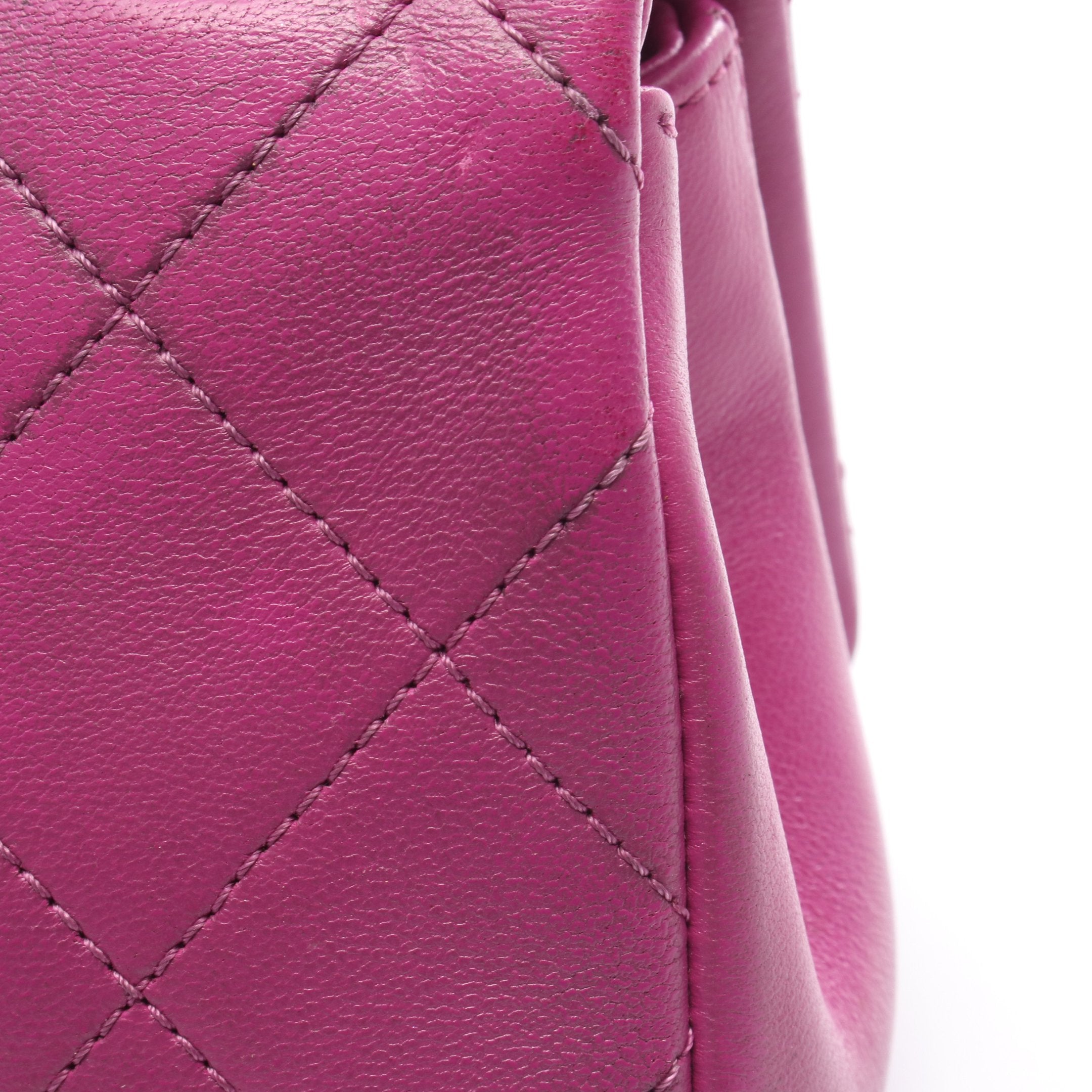 CHANEL マトラッセ チェーンショルダーバッグ ピンク レザー ミニマトラッセ チェーンショルダーバッグ レザー ピンク ゴールド金具