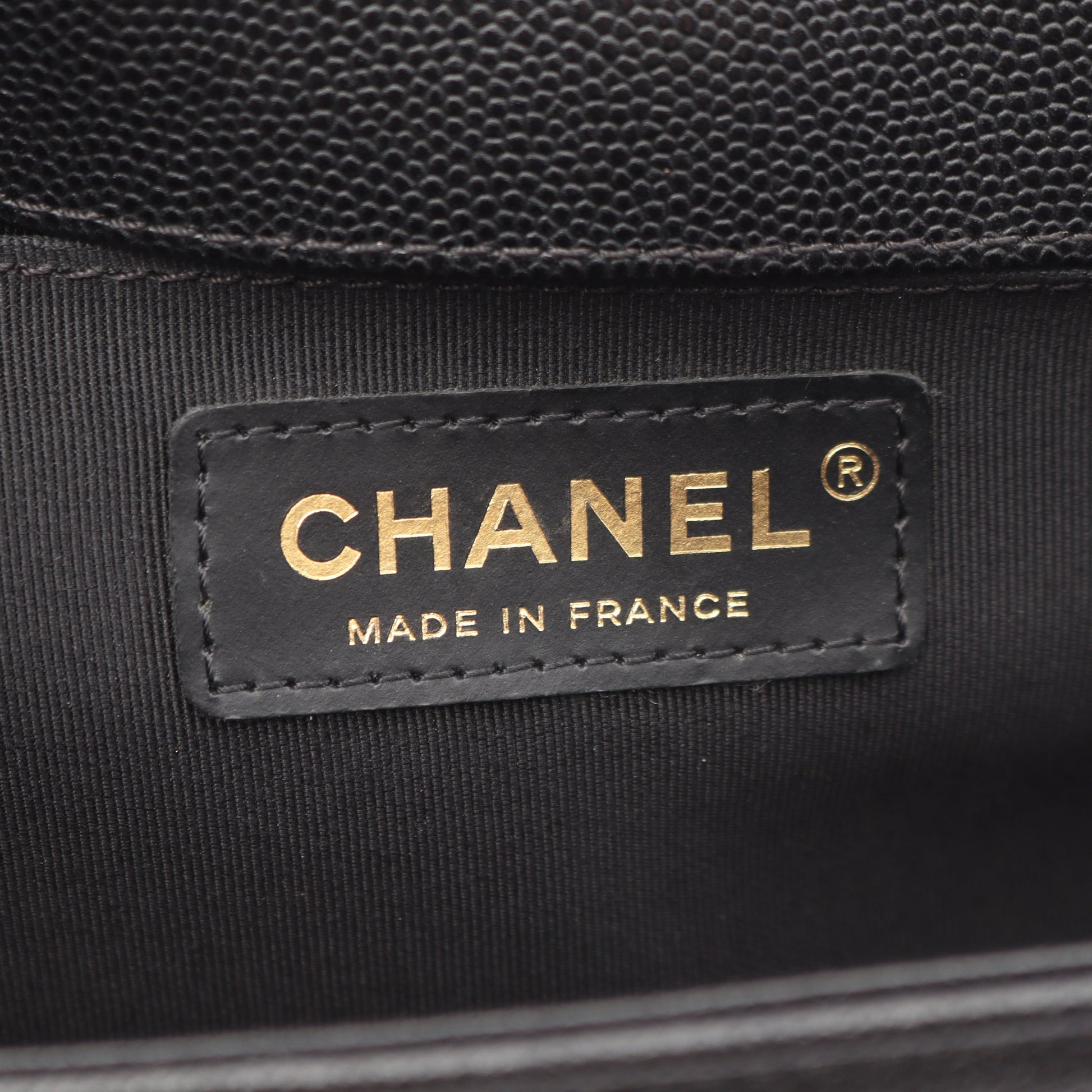 ボーイシャネル チェーンショルダーバッグ キャビアスキン ブラック ゴールド金具 シャネル バッグ CHANEL