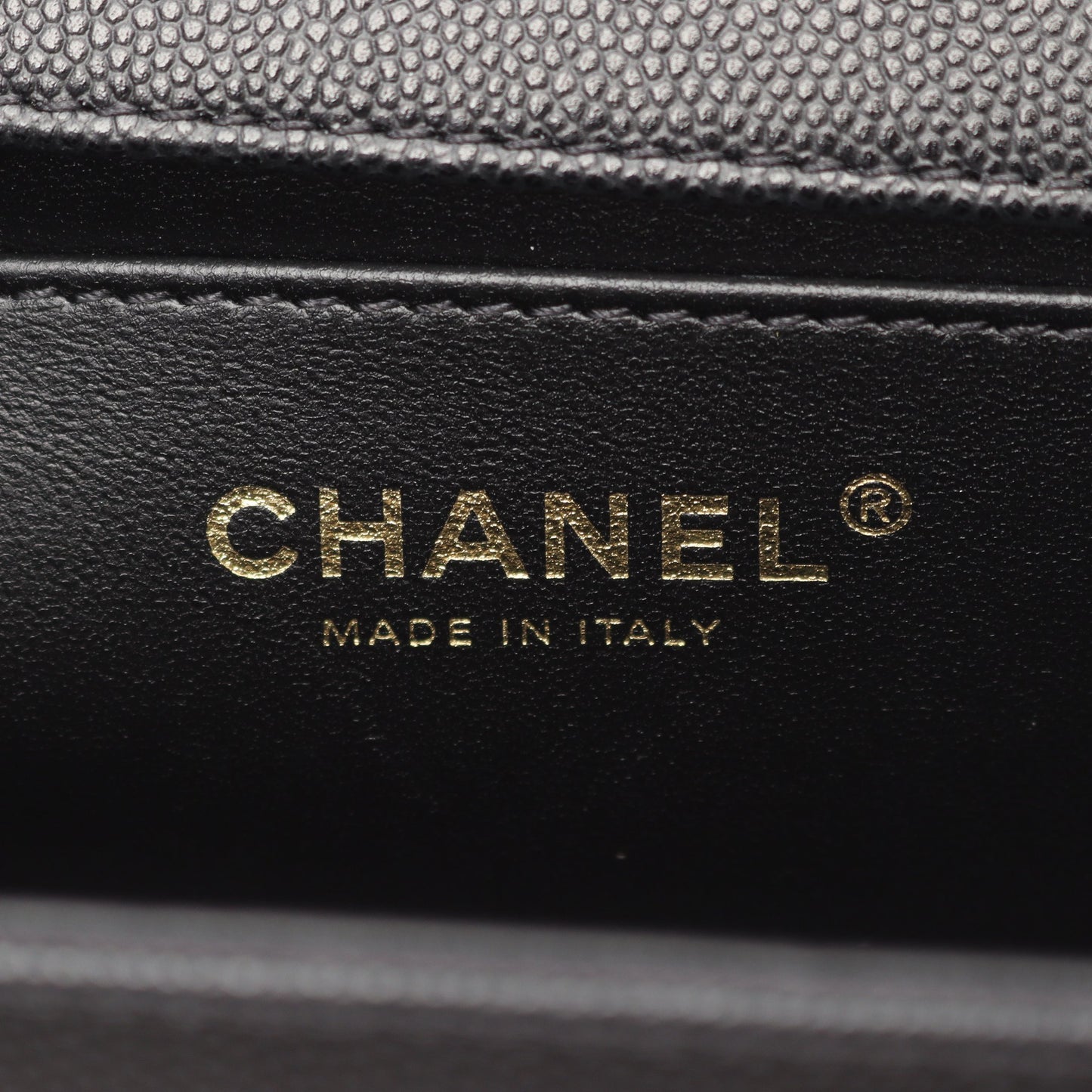 ボーイシャネル チェーンショルダーバッグ キャビアスキン ブラック ゴールド金具 シャネル バッグ CHANEL