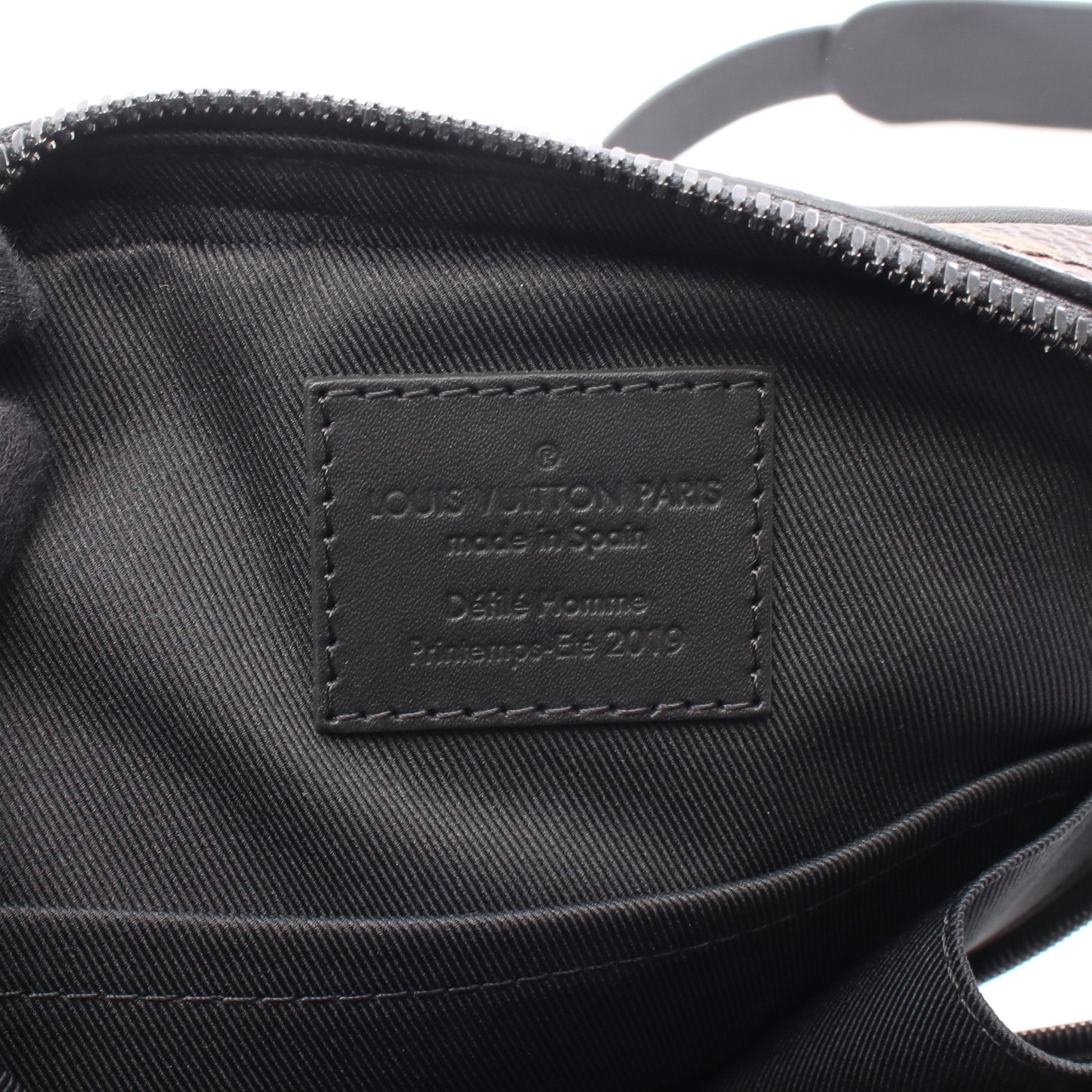 ユティリティ サイドバッグ モノグラムソーラーレイ ウエストバッグ ボディバッグ PVC レザー ブラウン ブラック ルイヴィトン バッグ LOUIS VUITTON